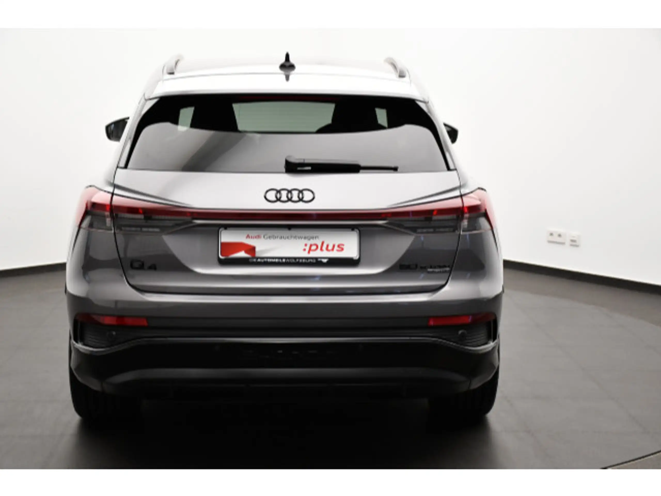 Audi - Q4 e-tron