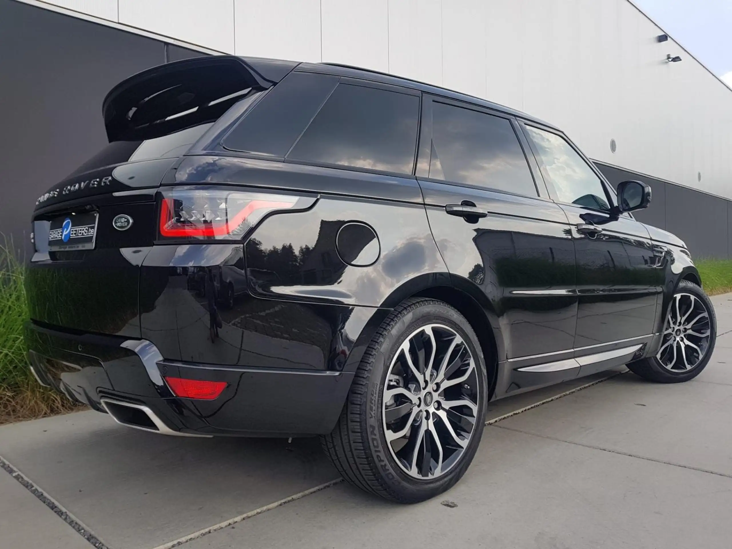 Land Rover - Range Rover Sport