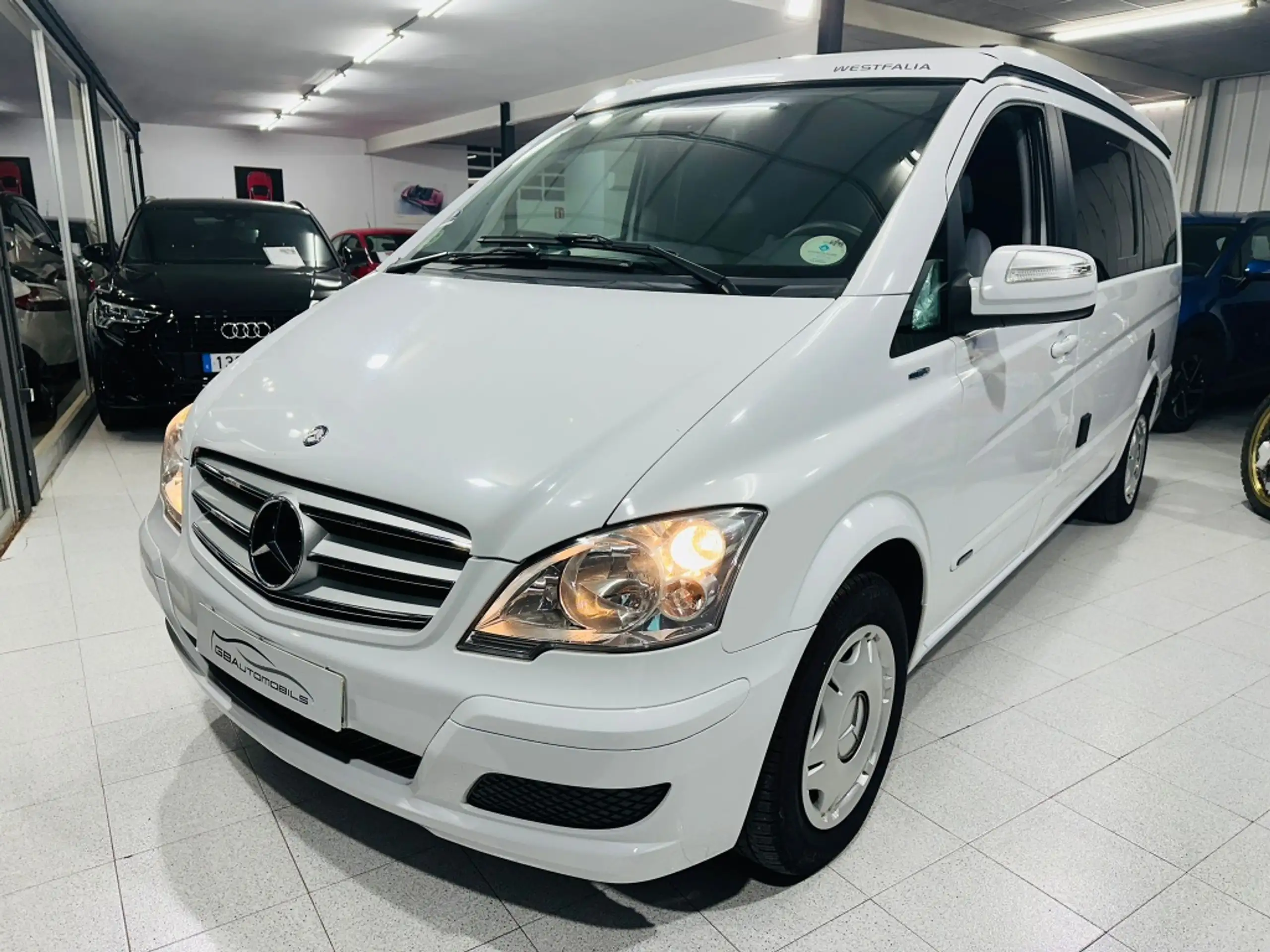 Mercedes-Benz - Viano