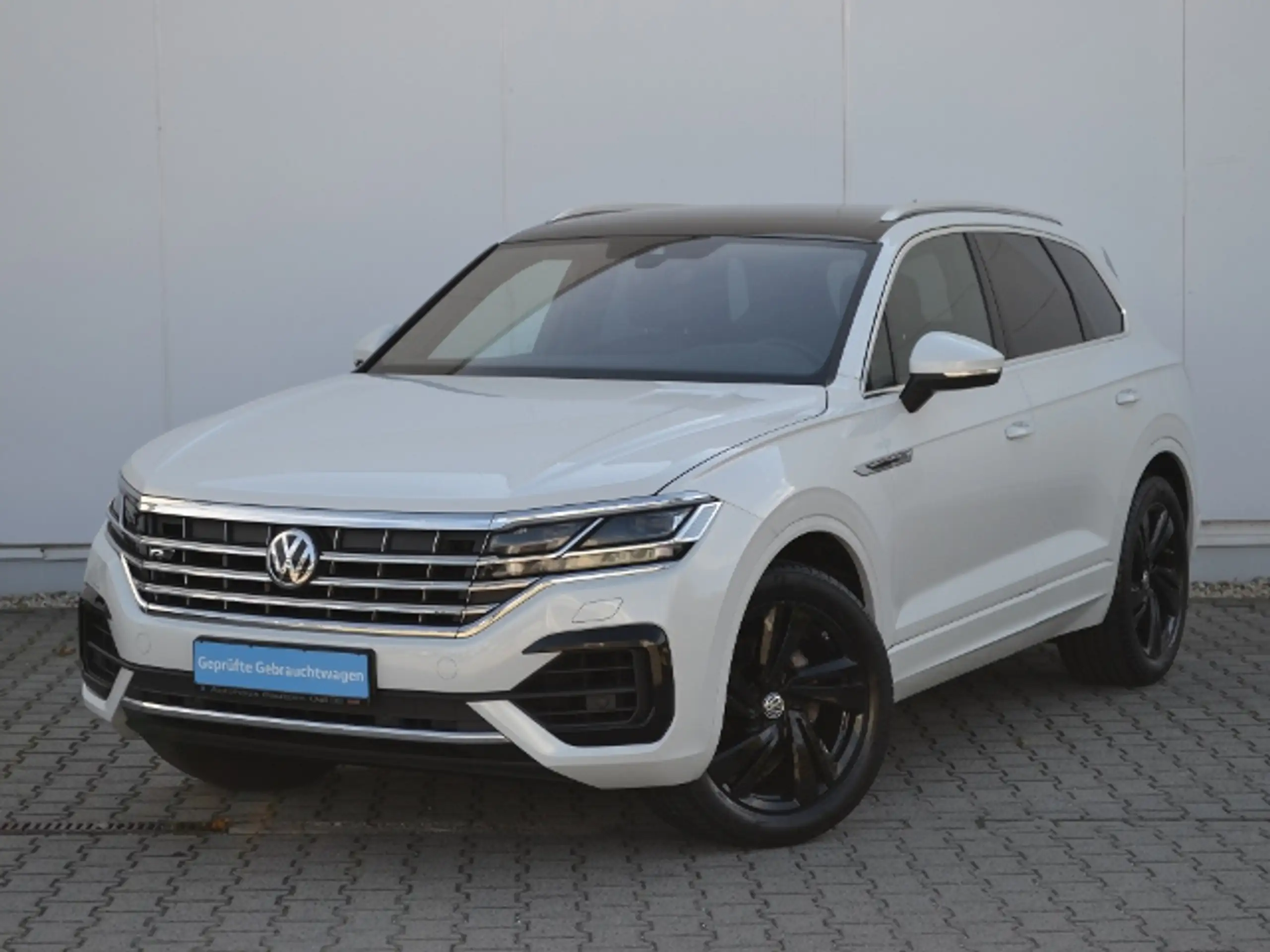 Volkswagen - Touareg