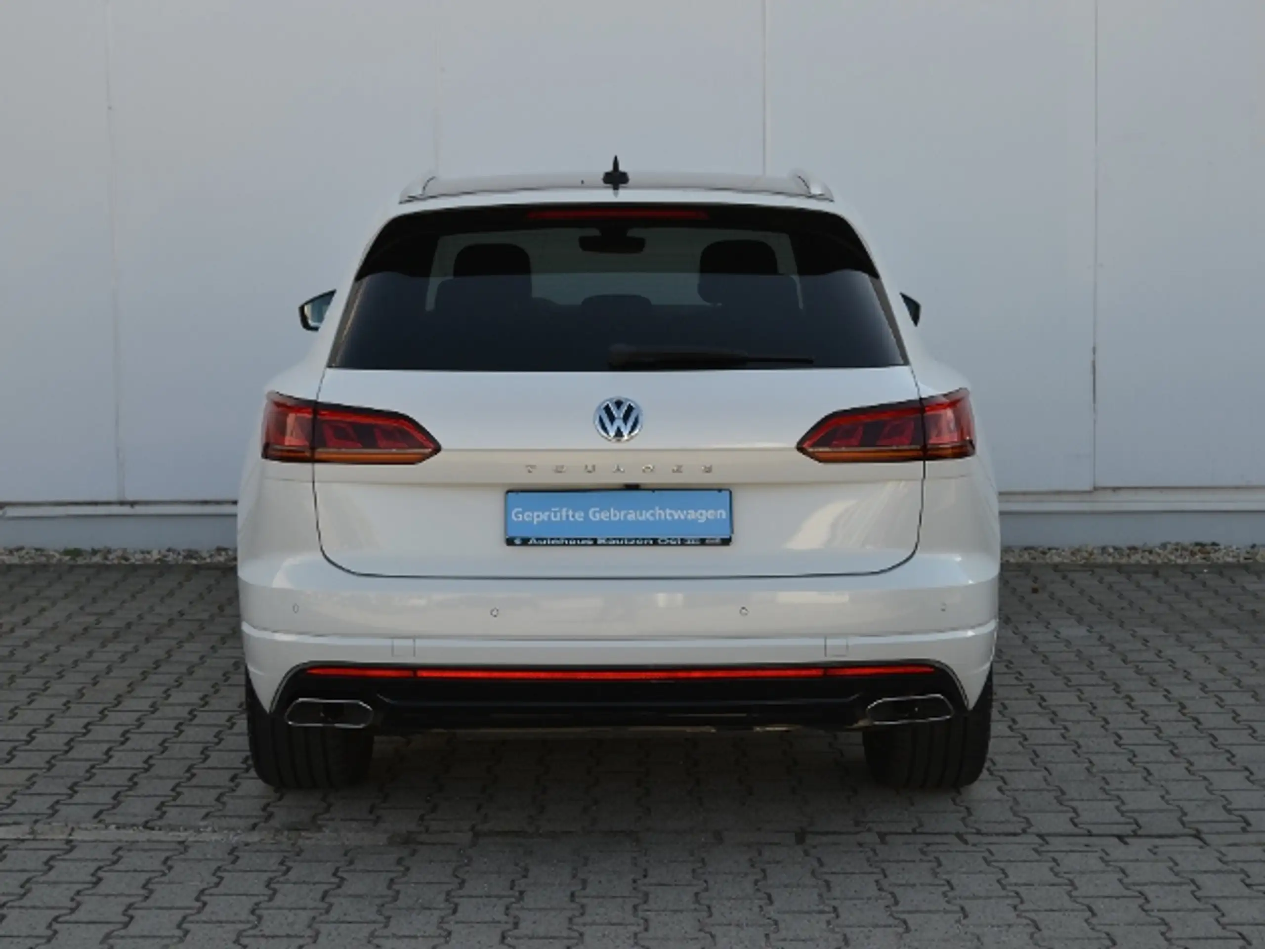 Volkswagen - Touareg