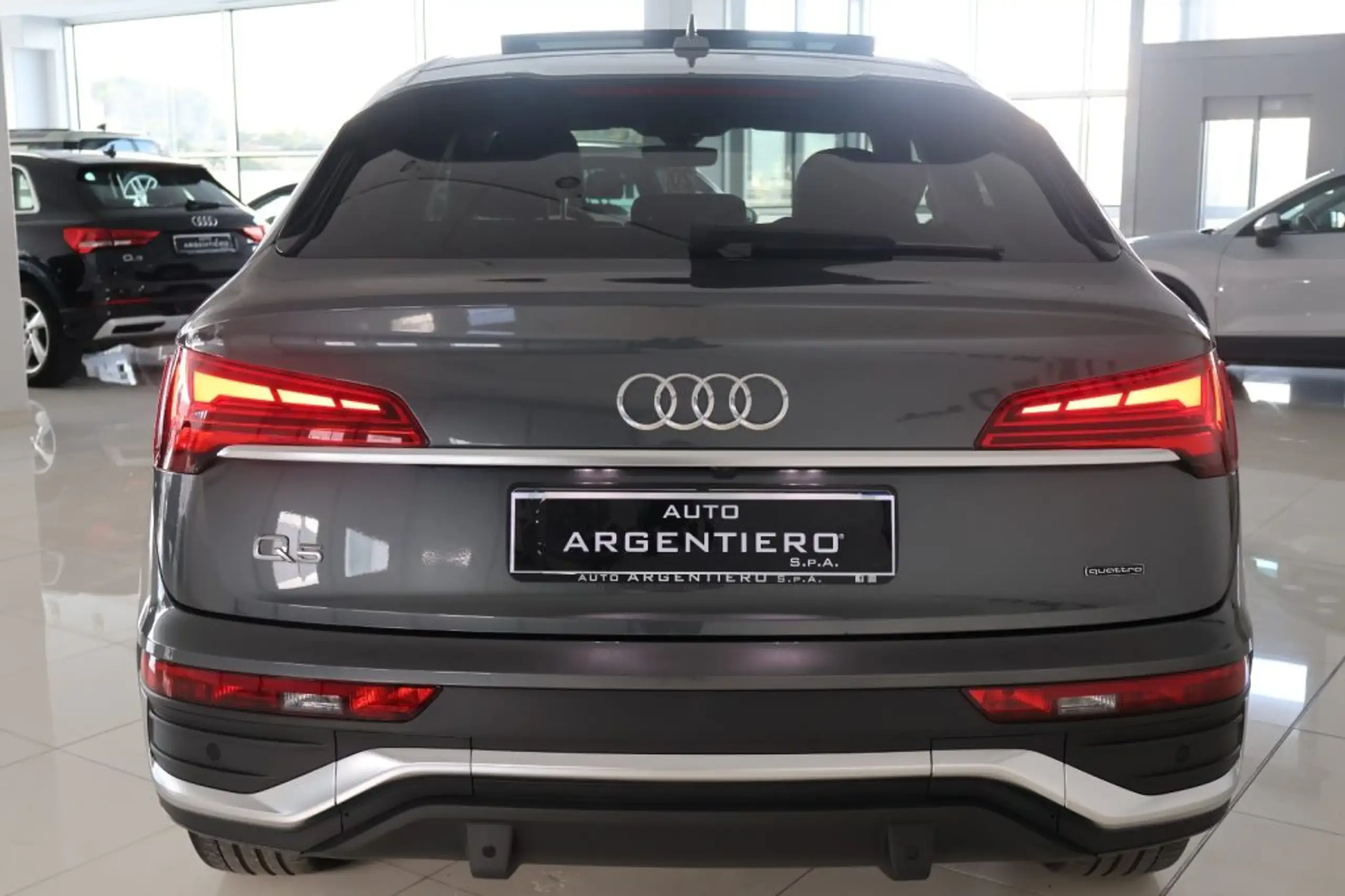 Audi - Q5