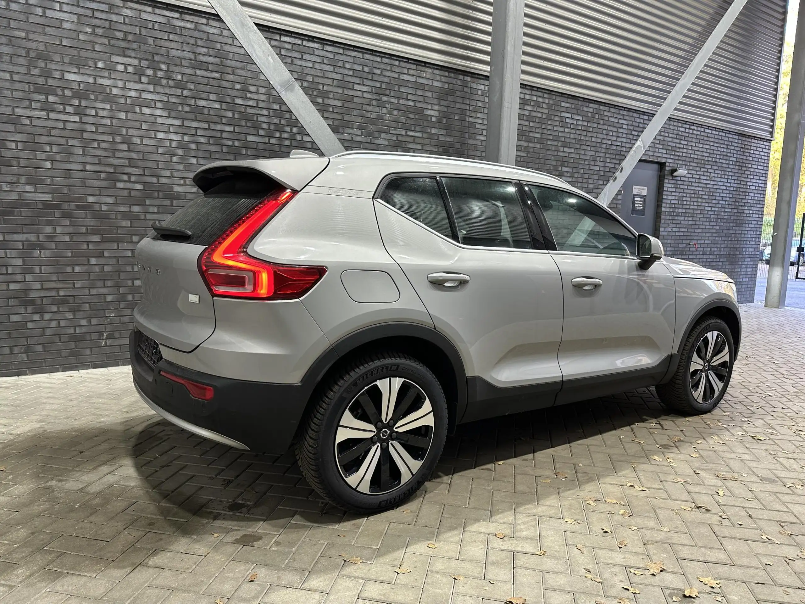 Volvo - XC40