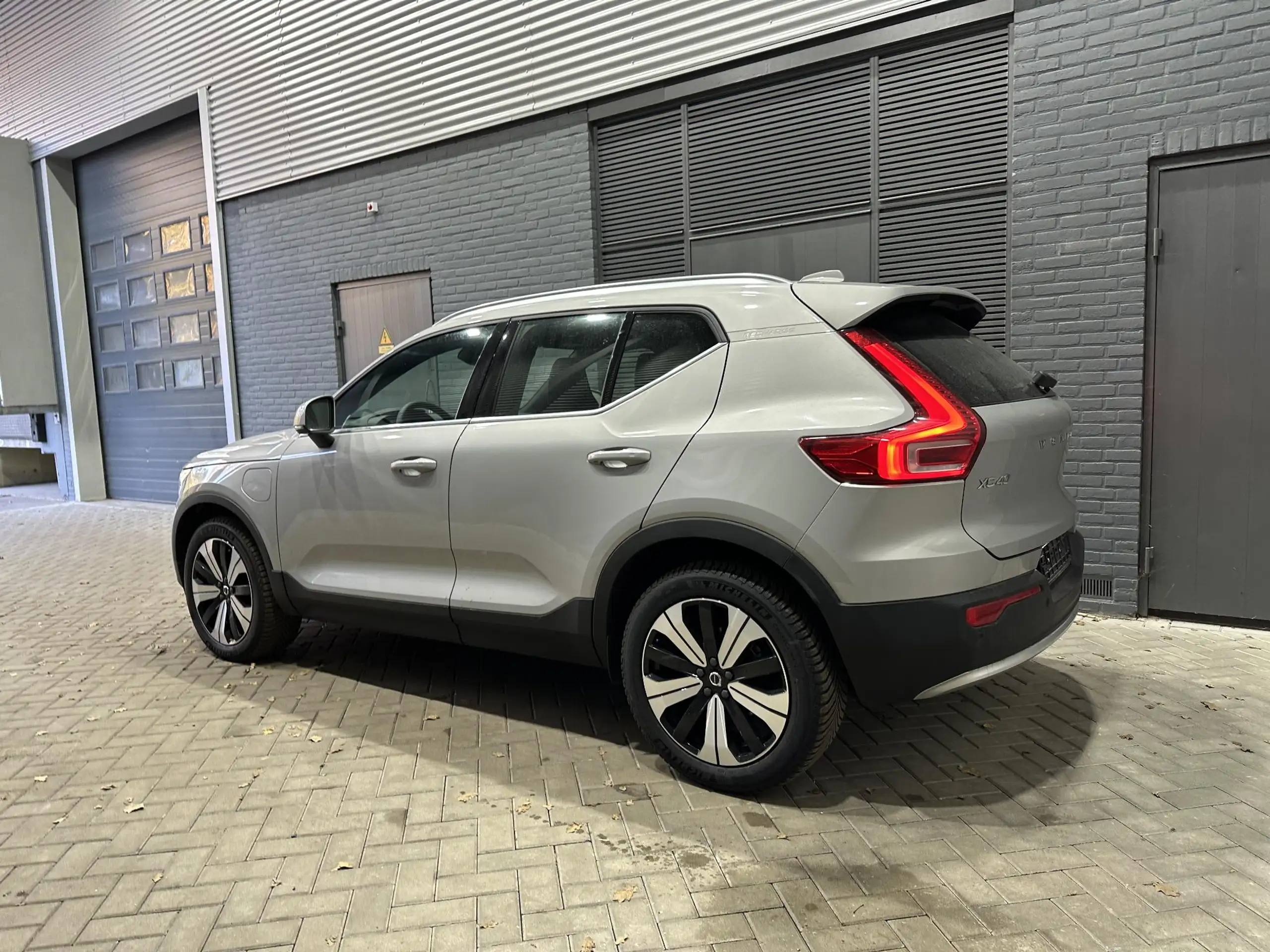 Volvo - XC40