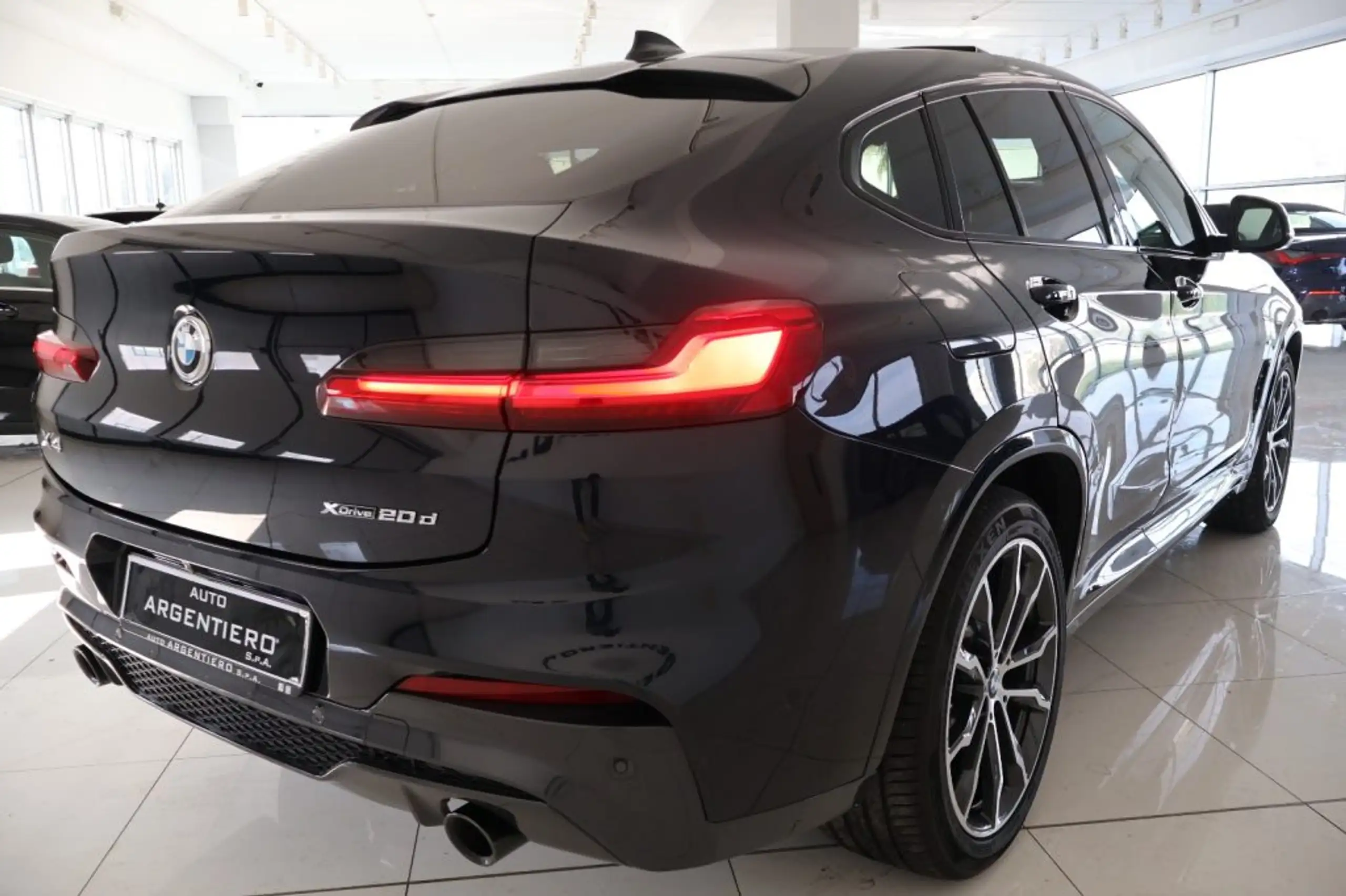 BMW - X4