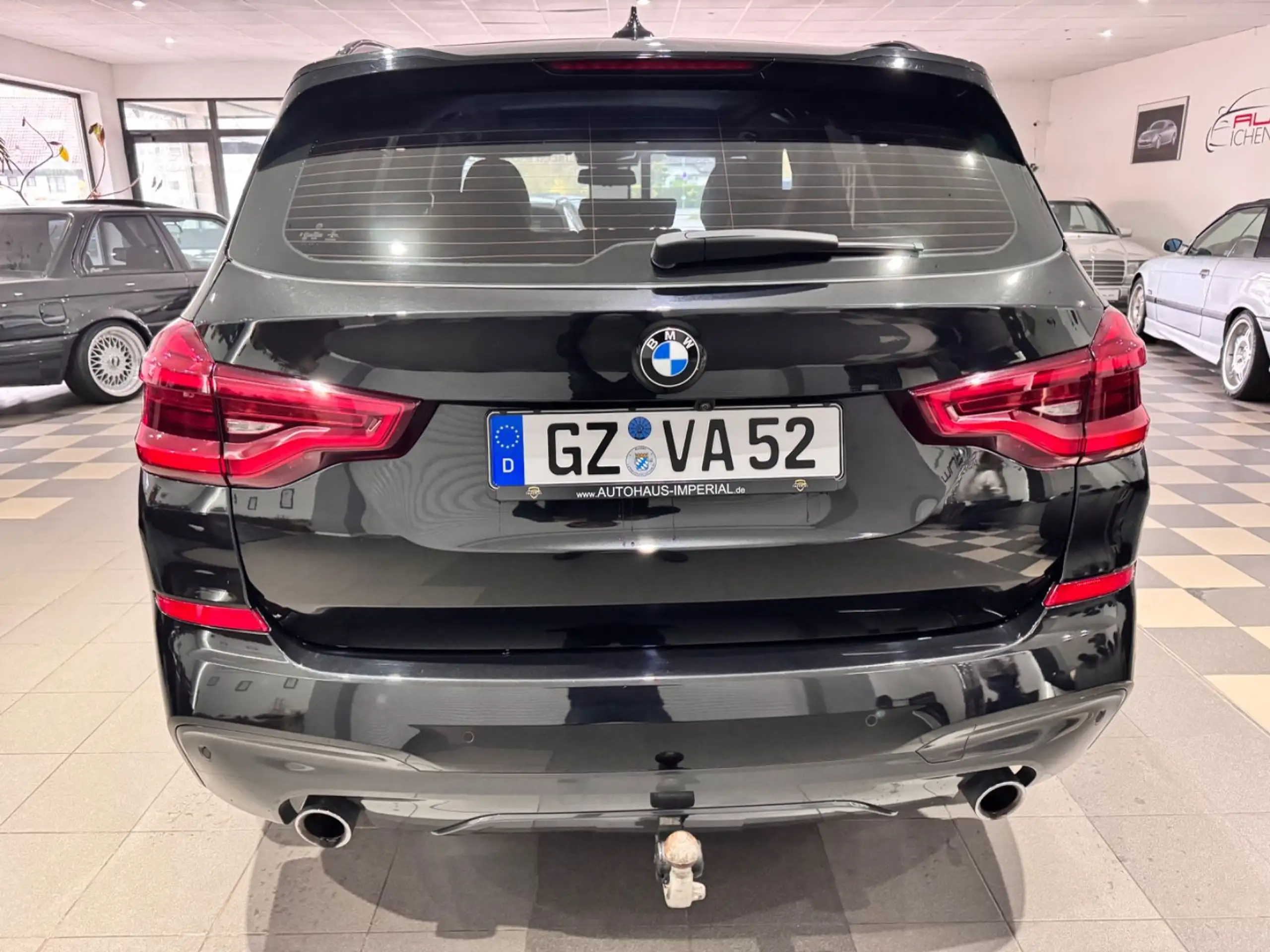 BMW - X3