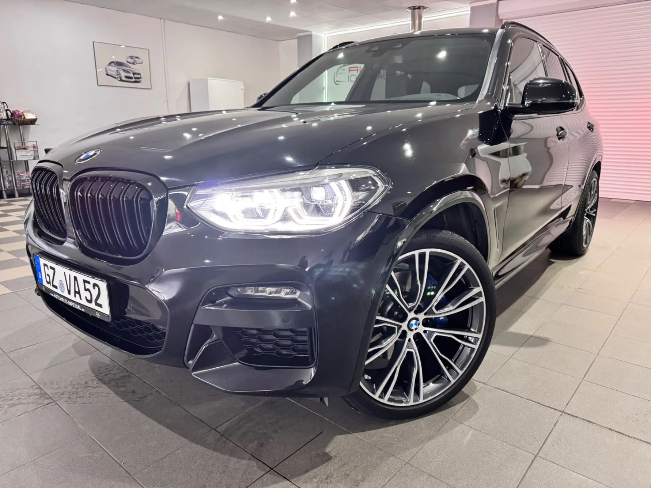 BMW - X3