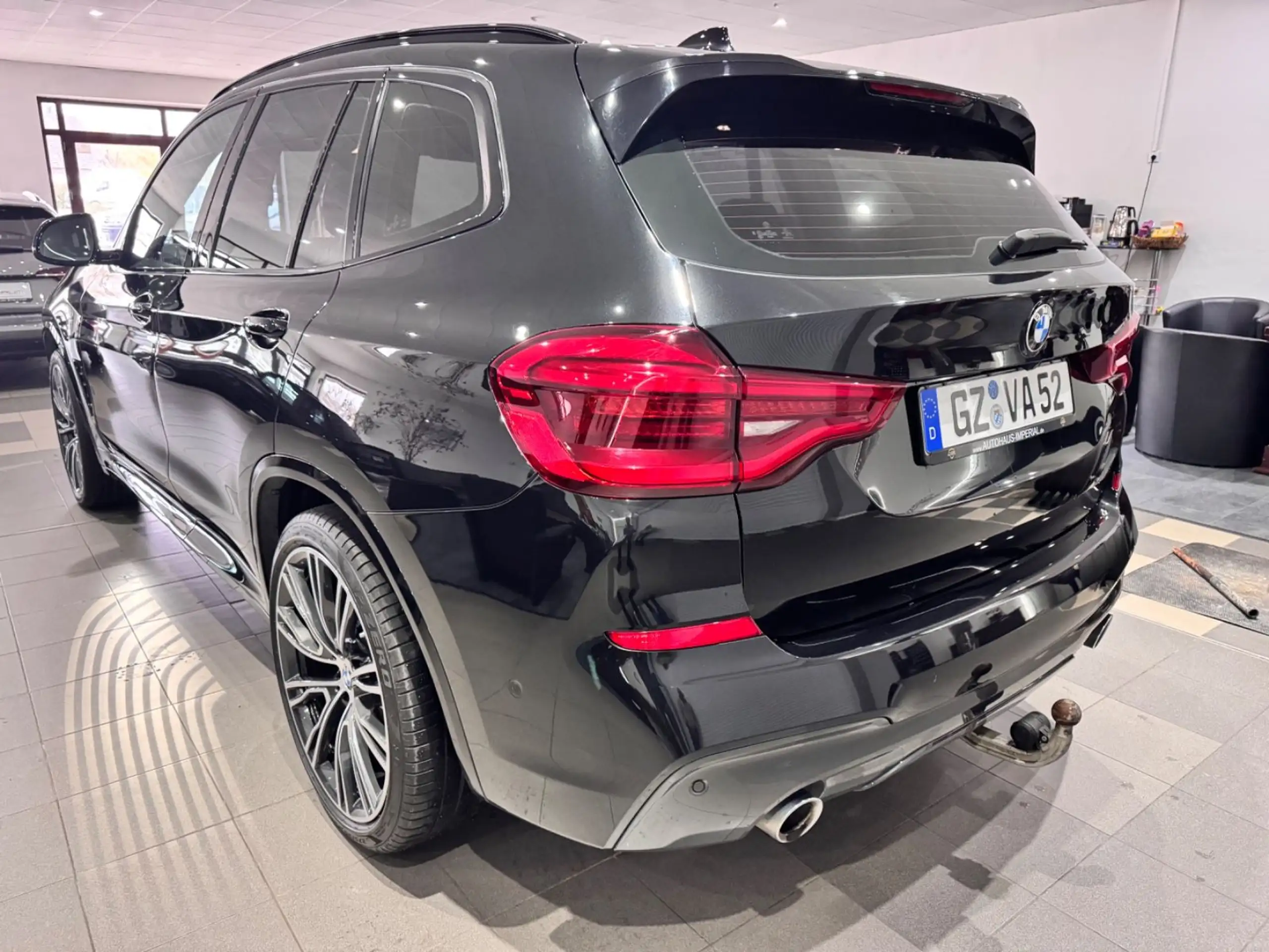 BMW - X3