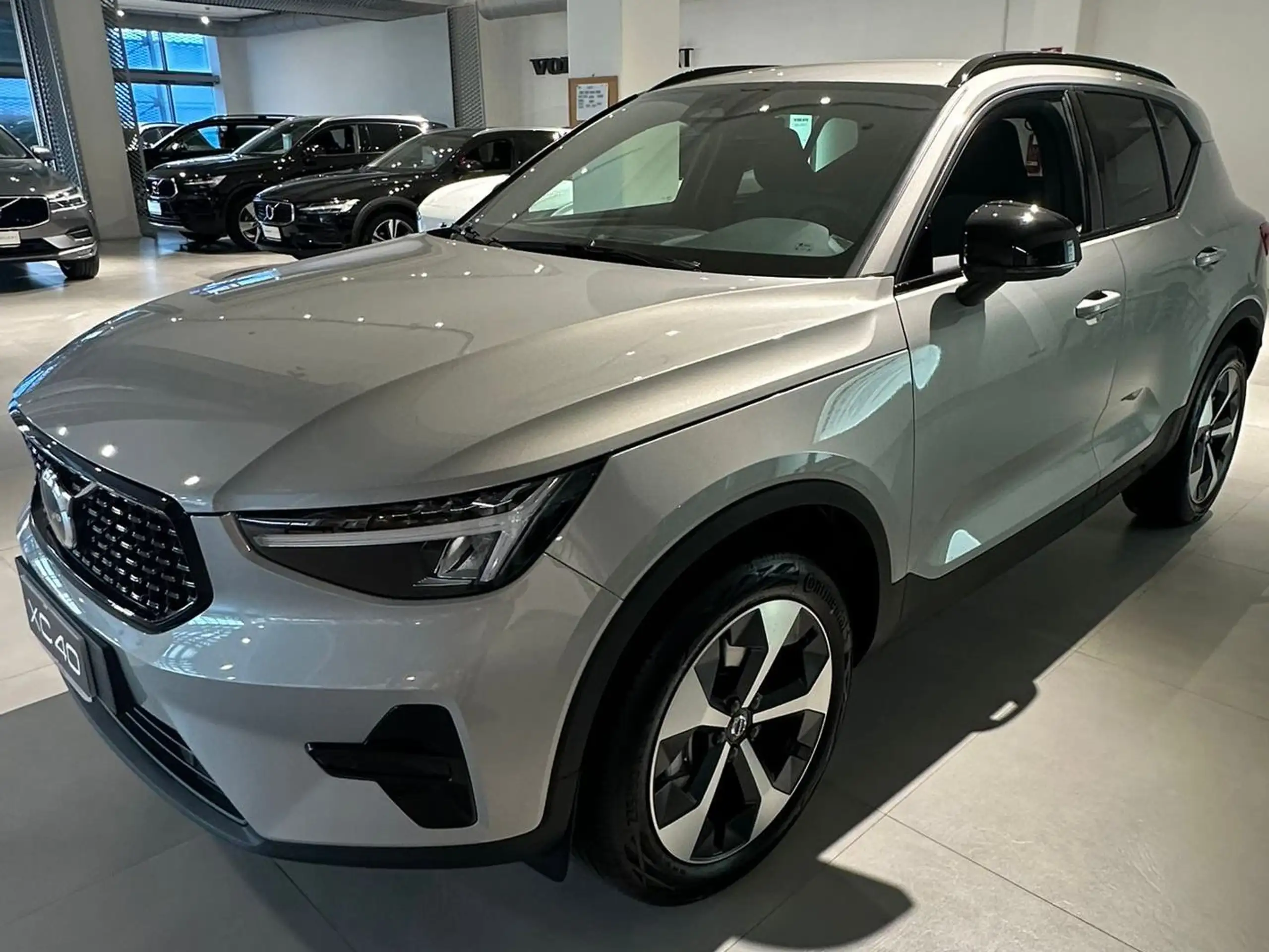 Volvo - XC40