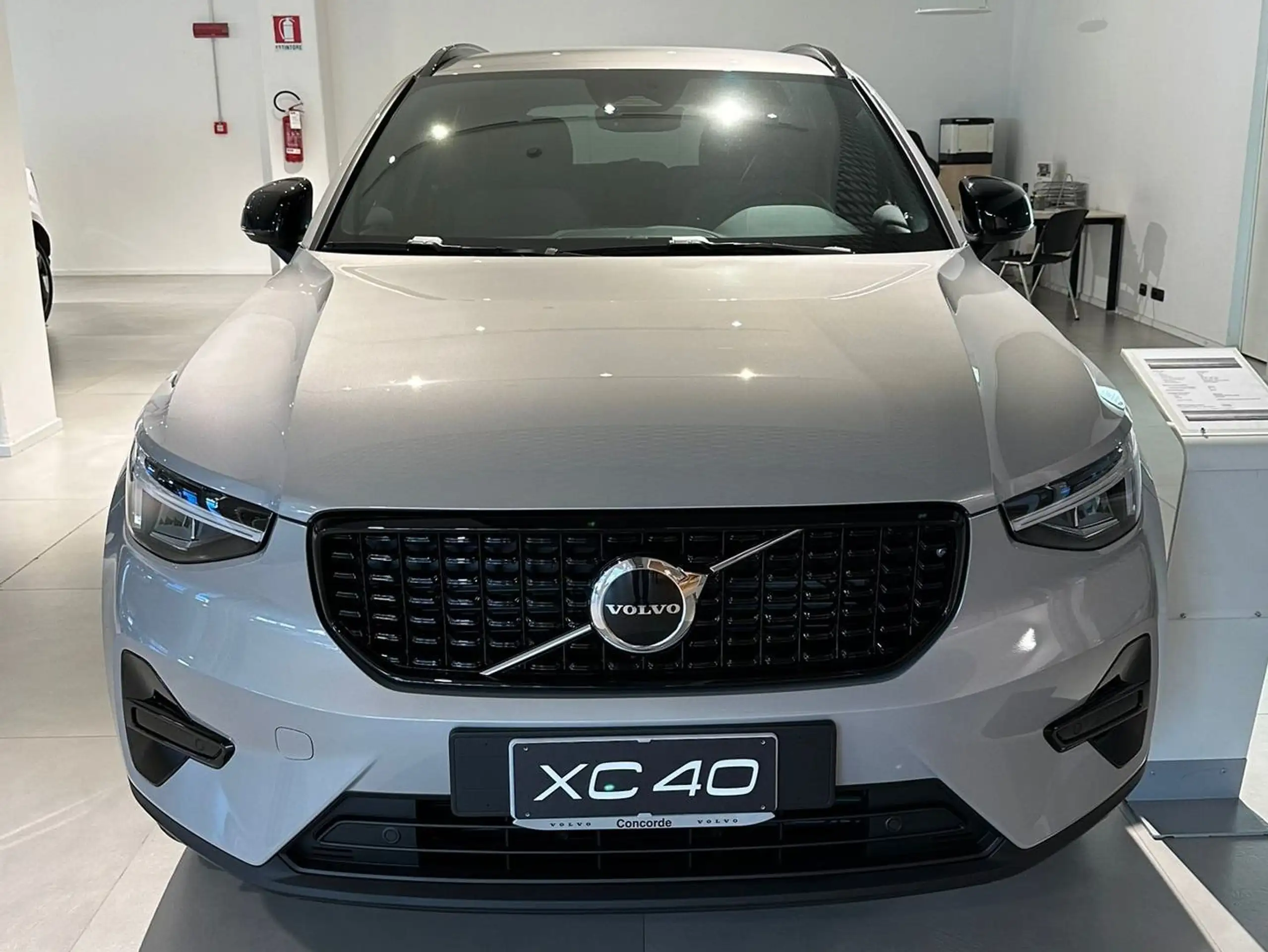 Volvo - XC40