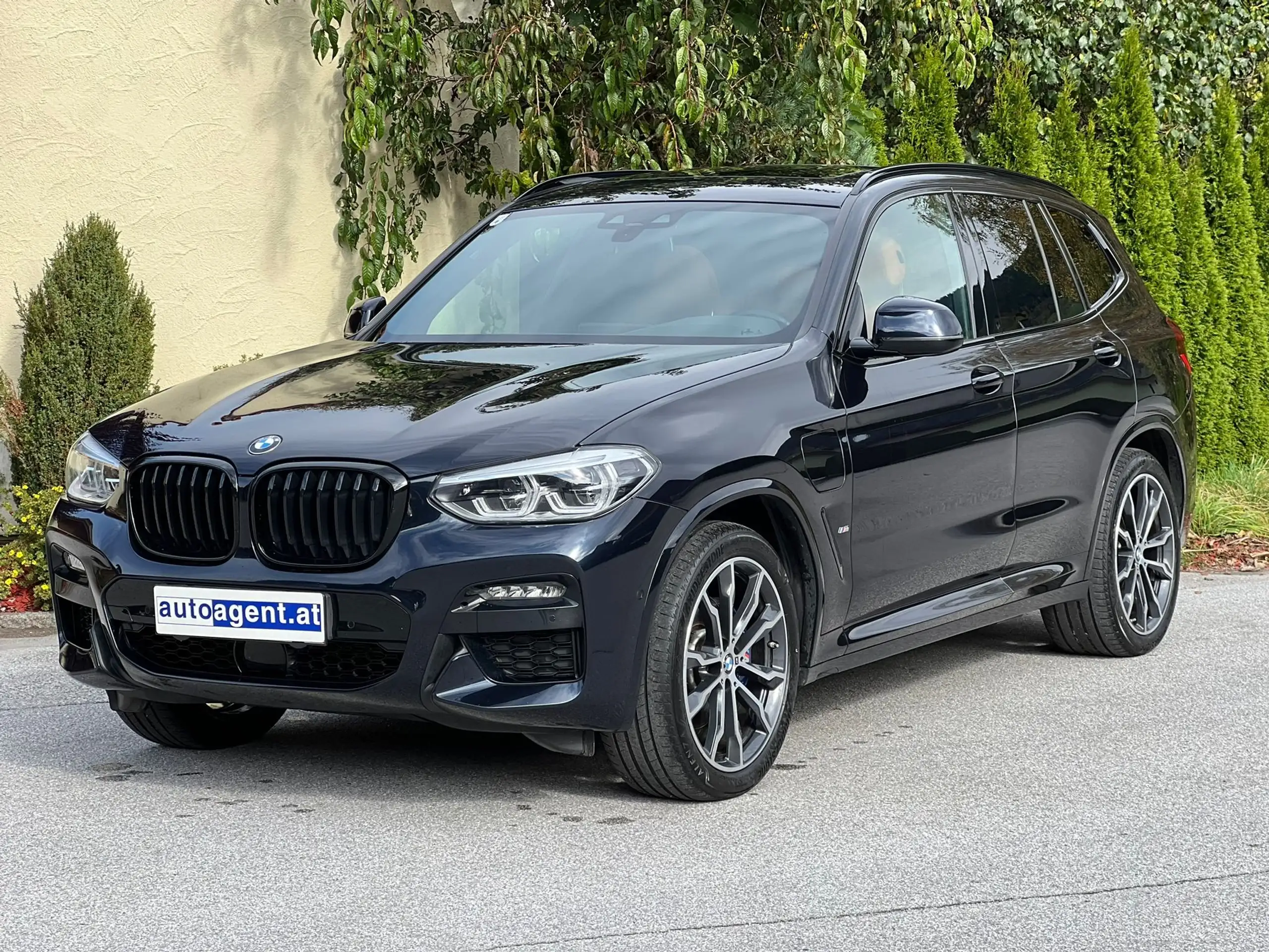 BMW - X3