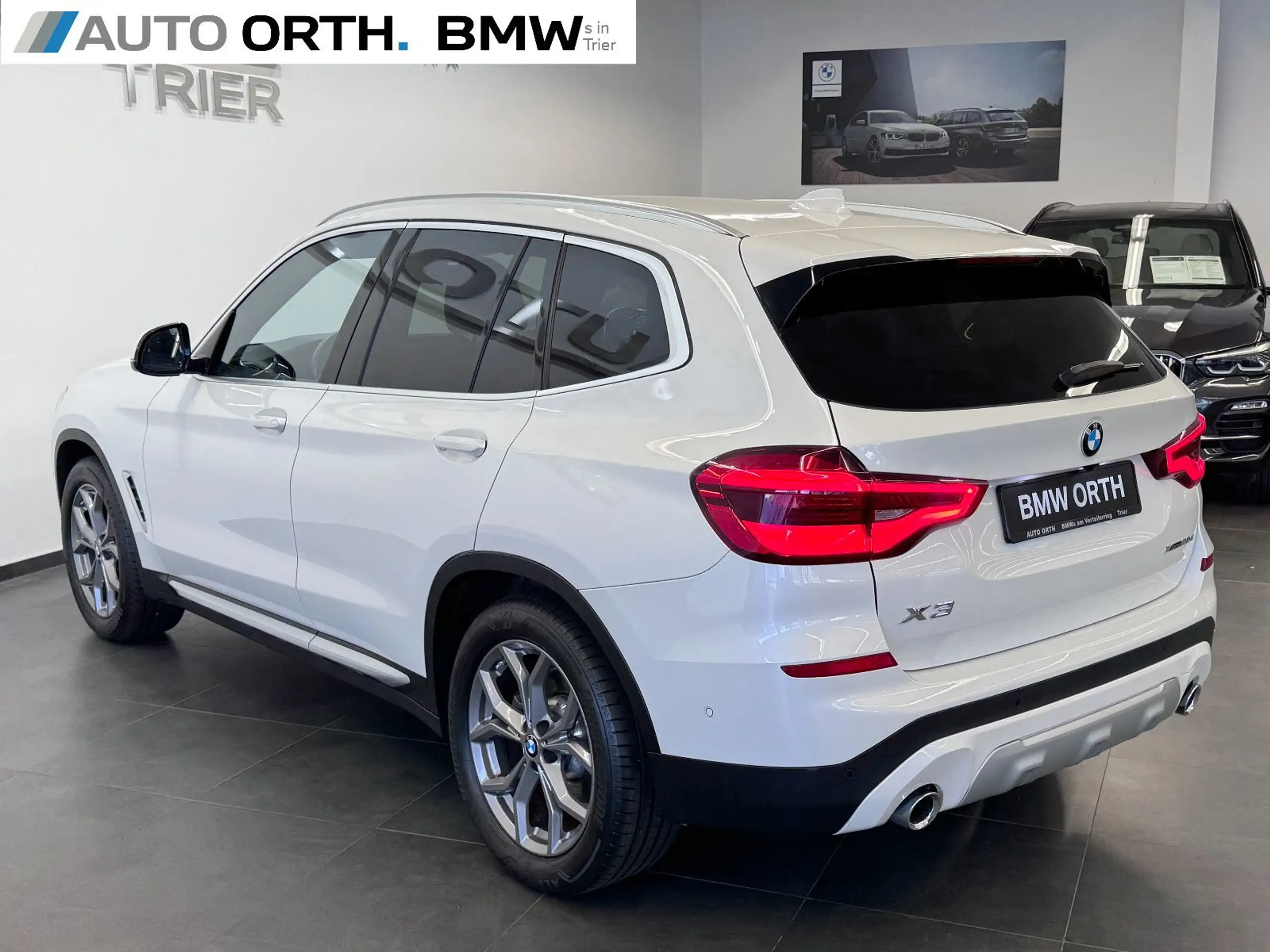 BMW - X3