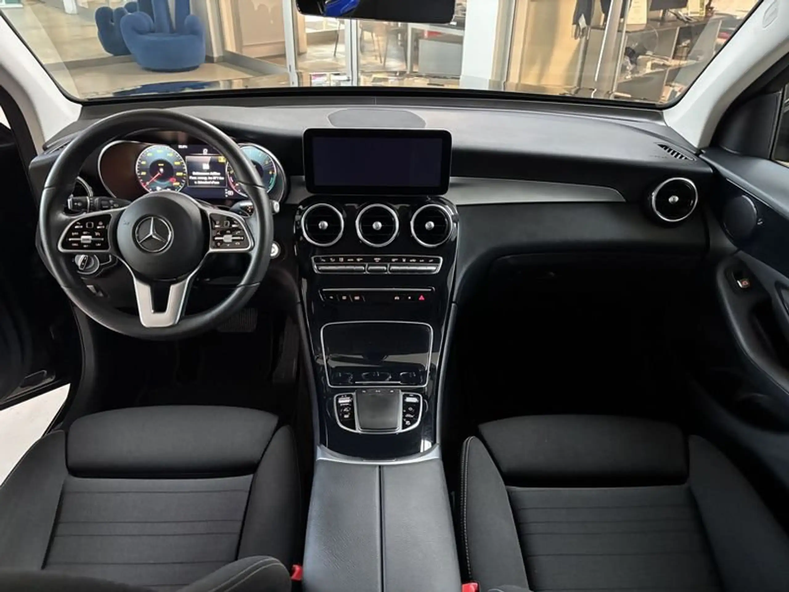 Mercedes-Benz - GLC 300