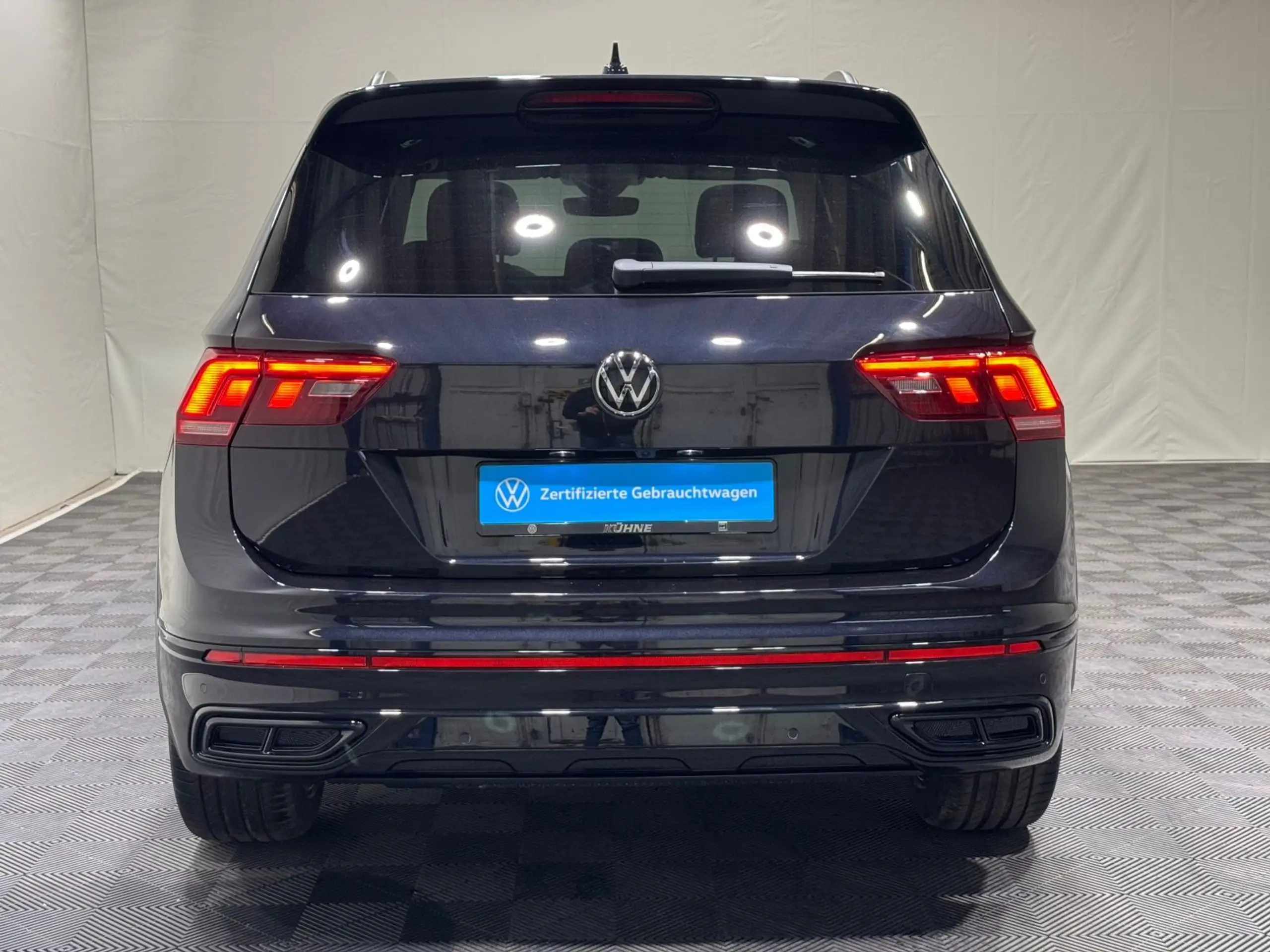 Volkswagen - Tiguan