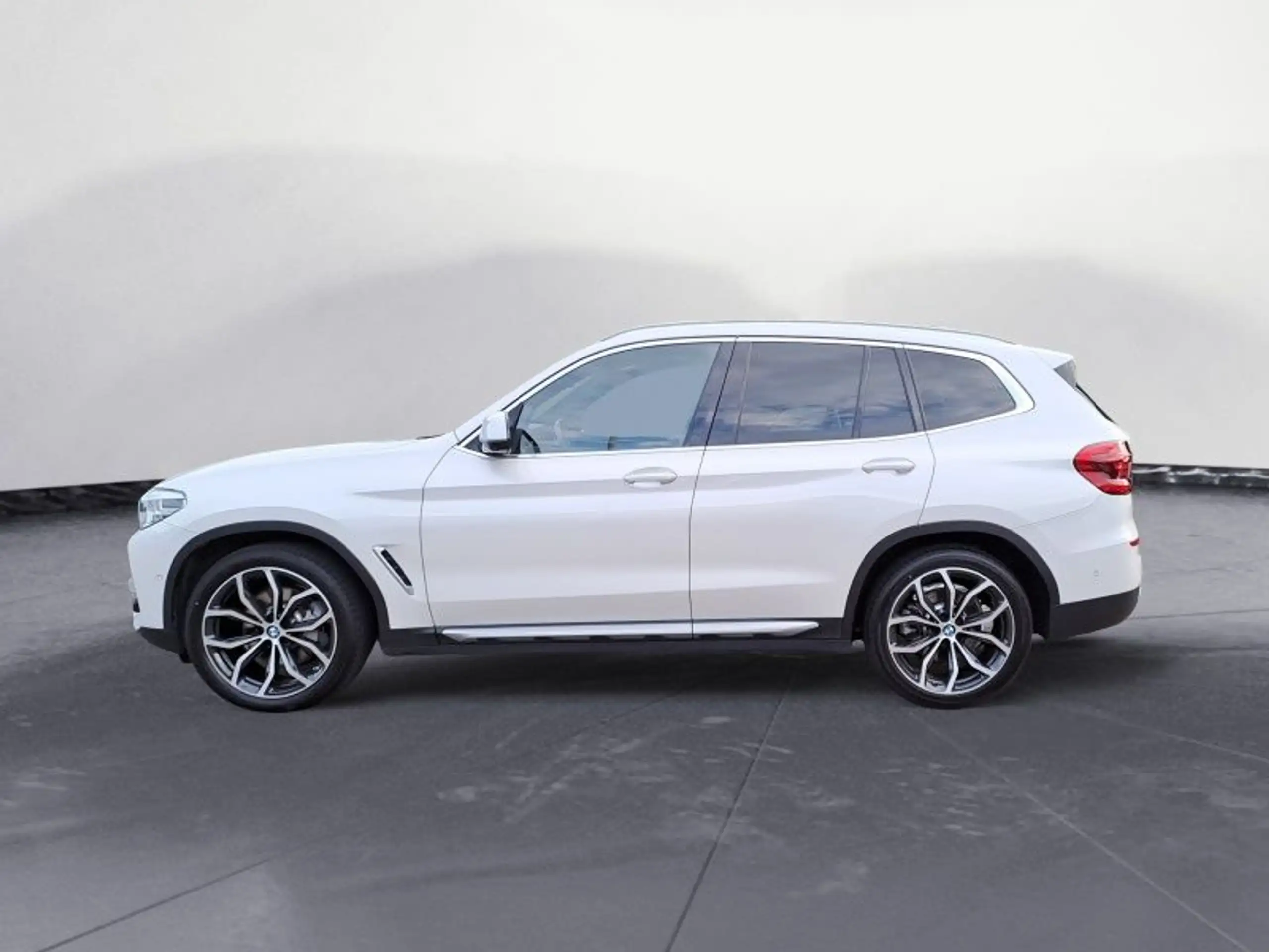 BMW - X3