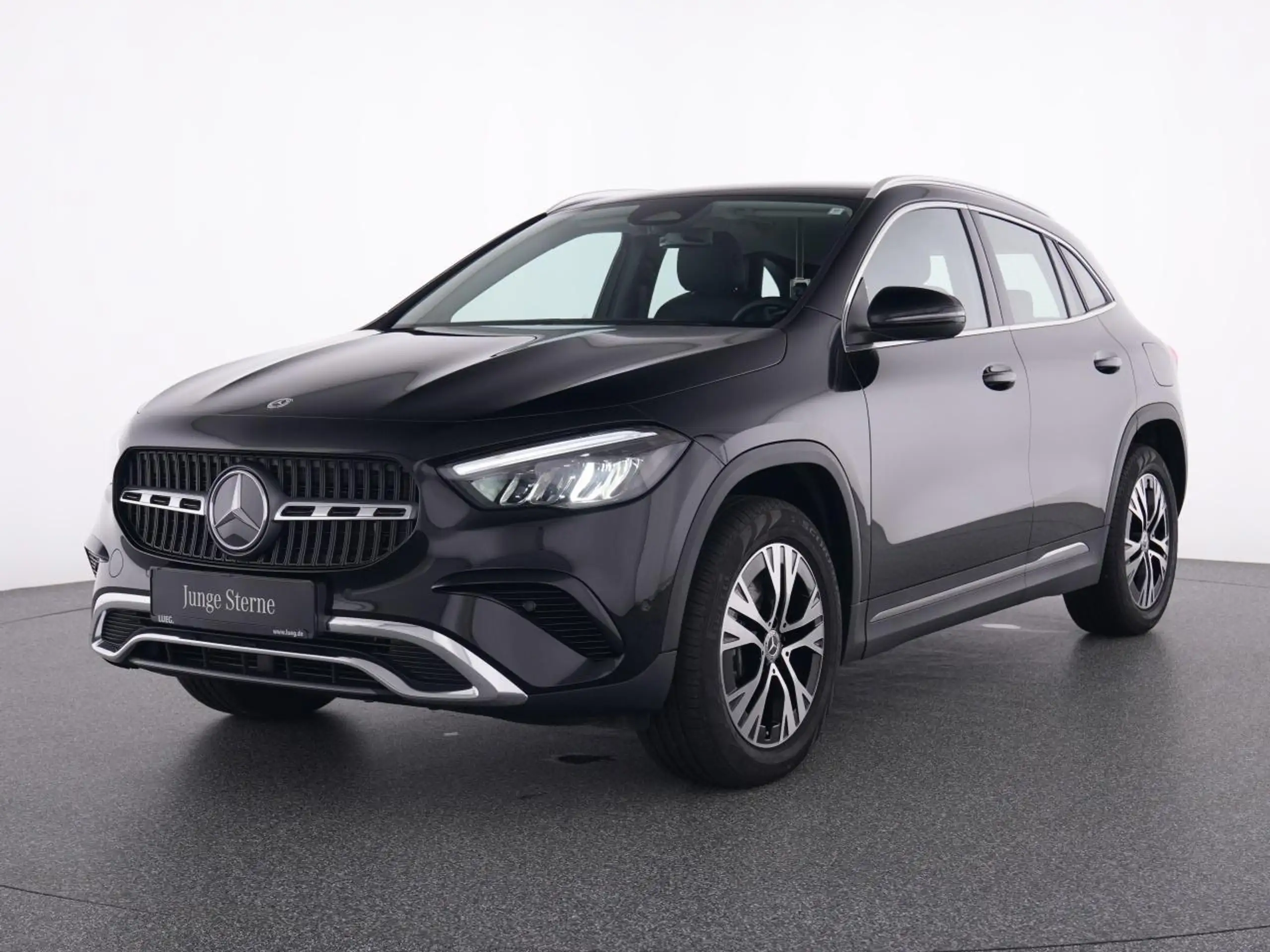 Mercedes-Benz - GLA 250