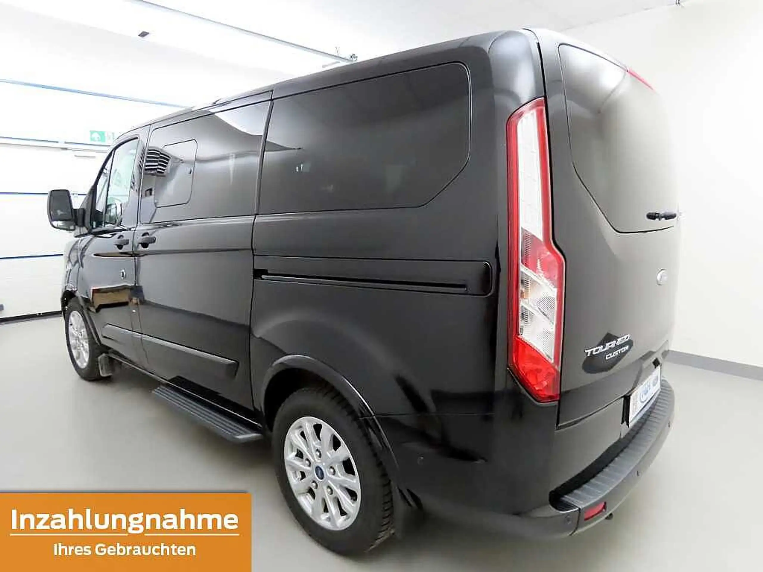 Ford - Tourneo