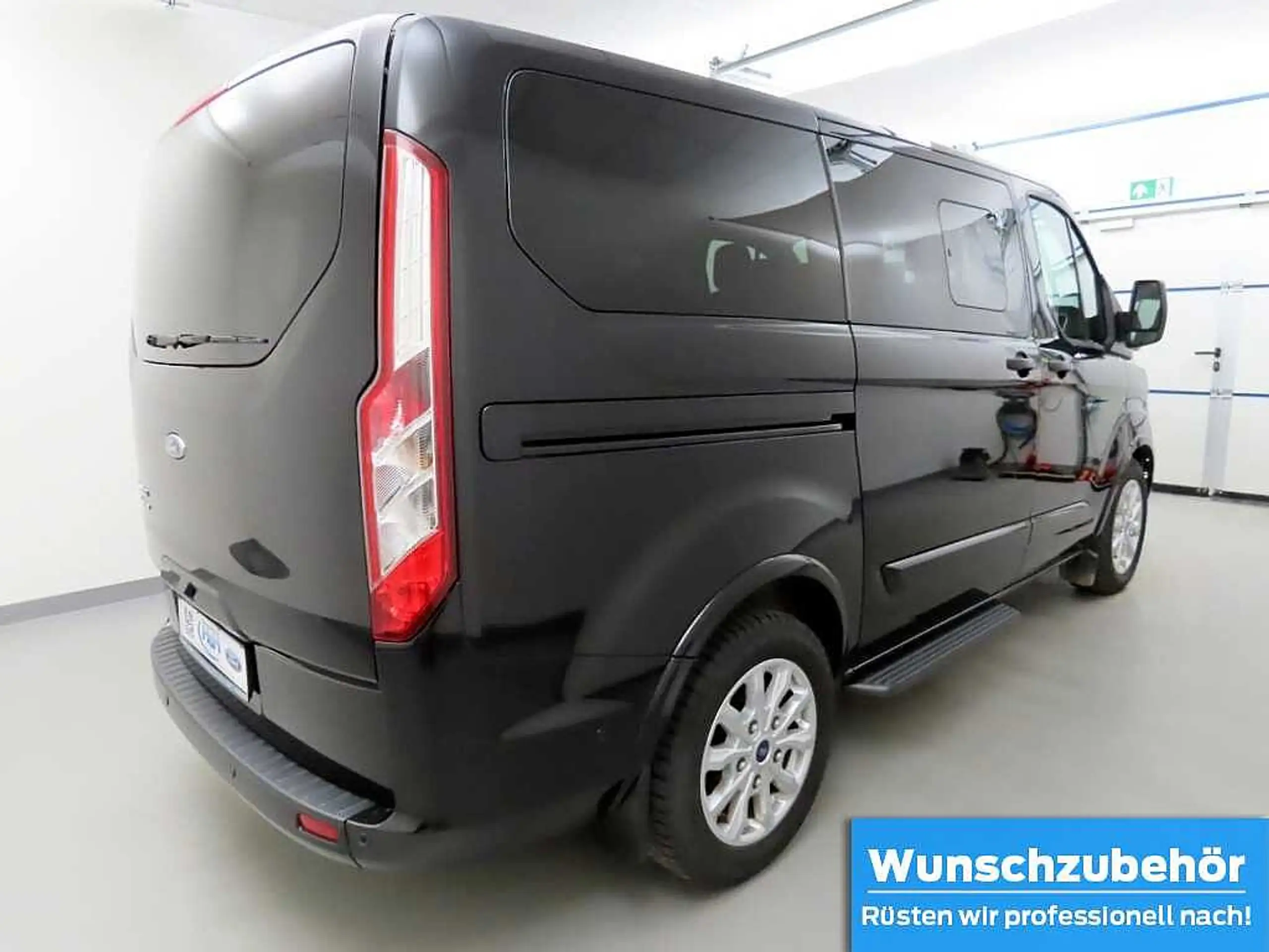 Ford - Tourneo