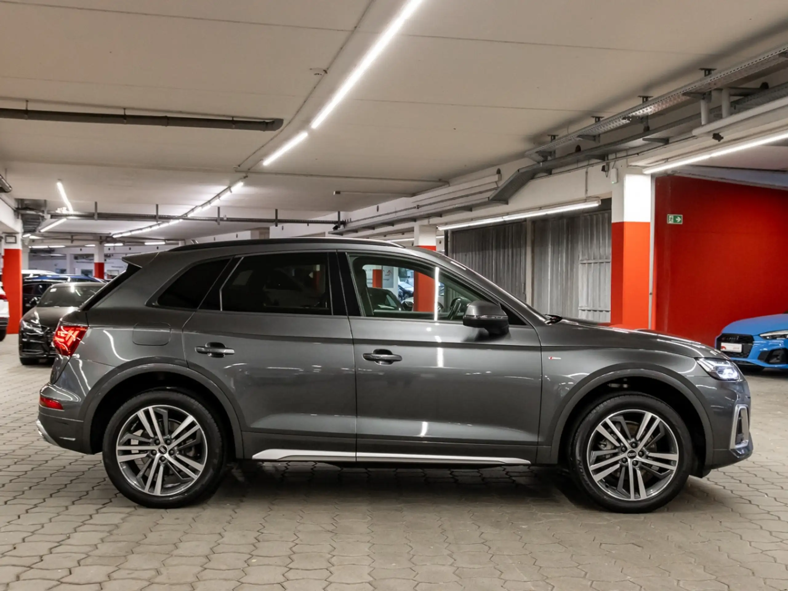 Audi - Q5