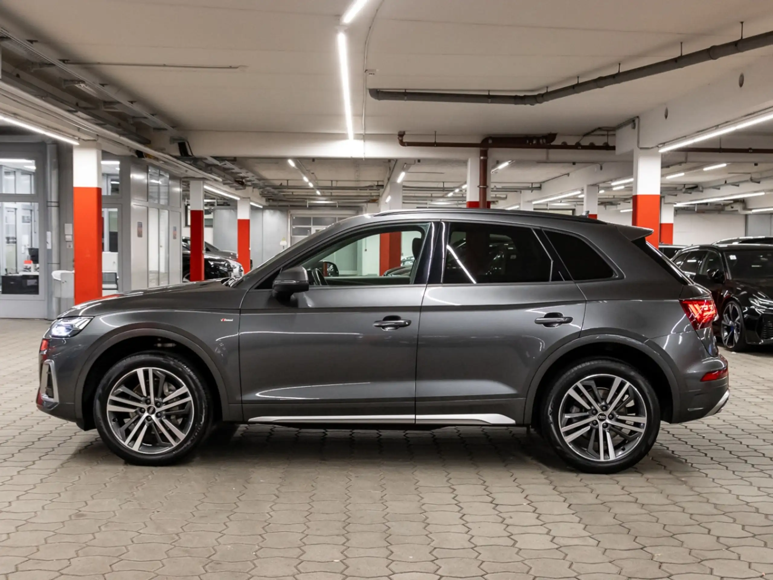 Audi - Q5