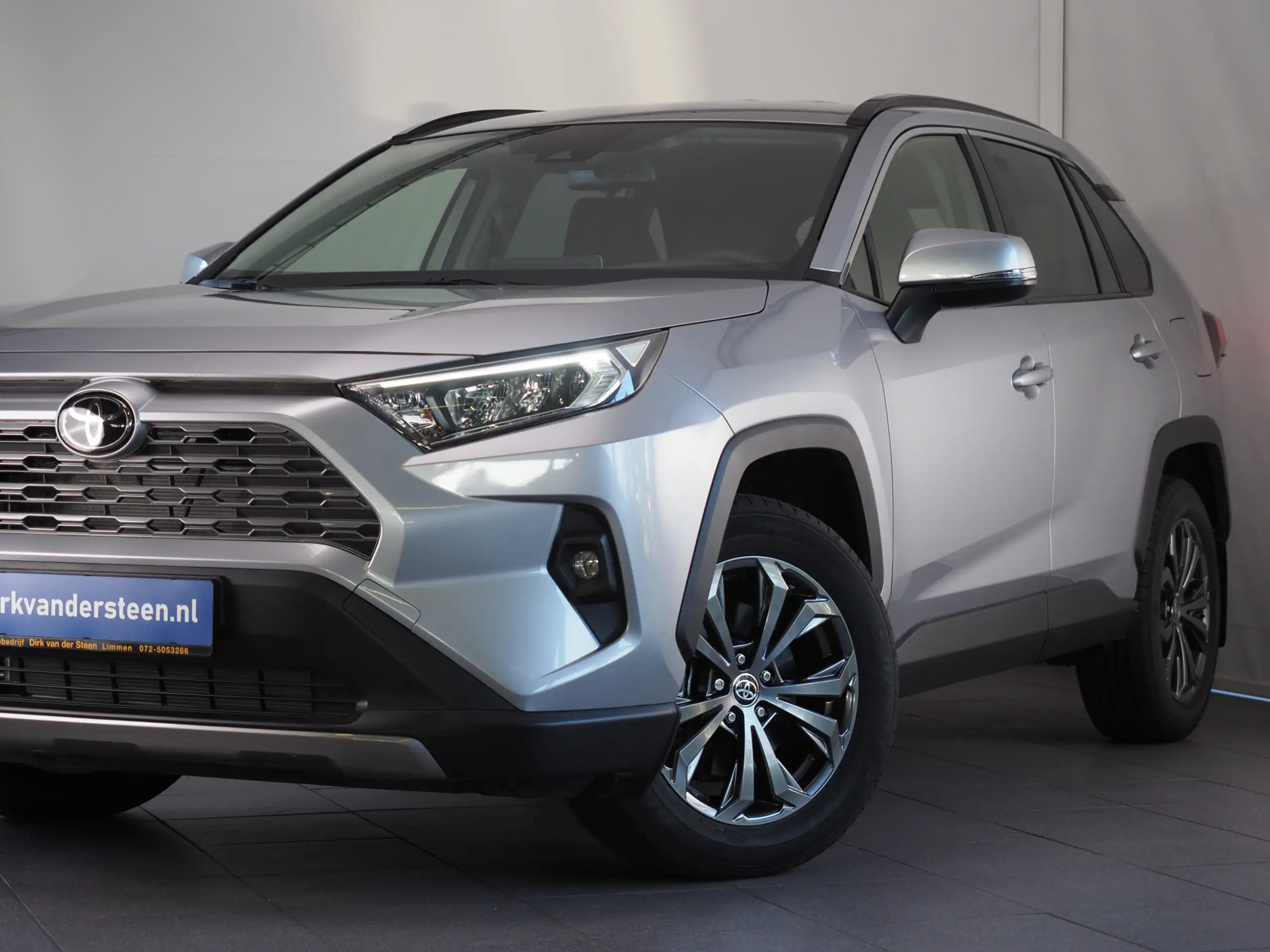 Toyota - RAV 4