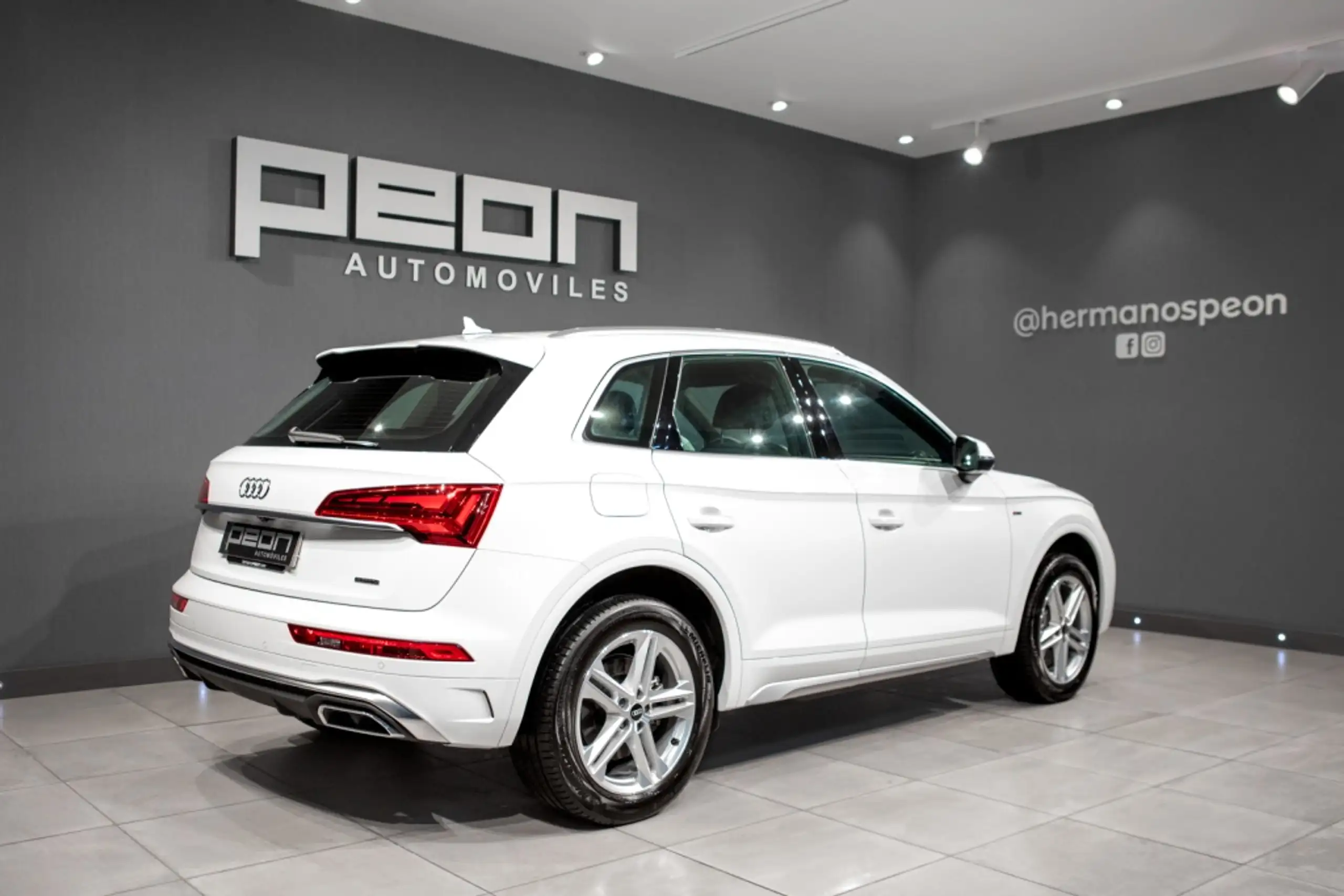 Audi - Q5