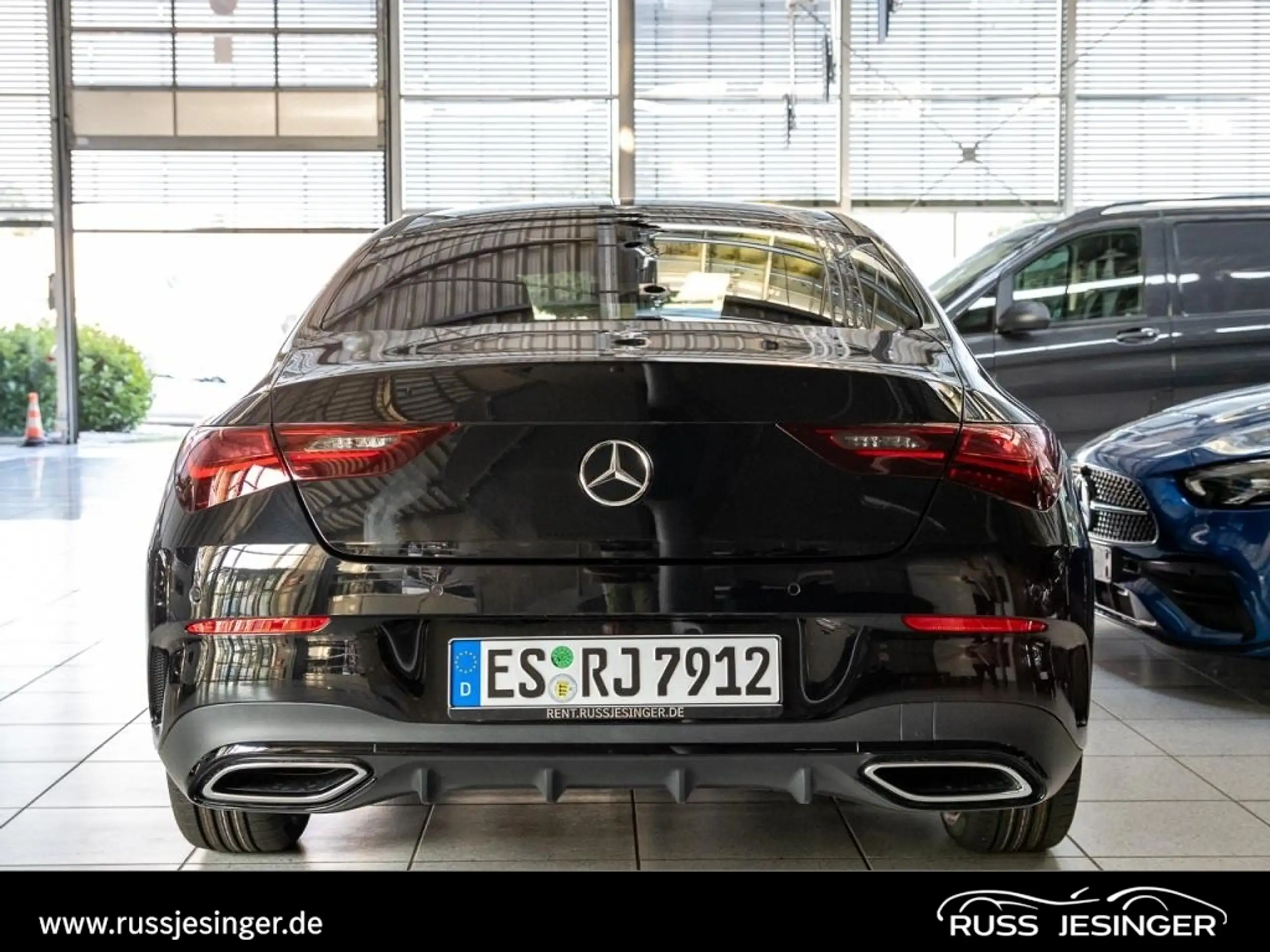 Mercedes-Benz - CLA 250