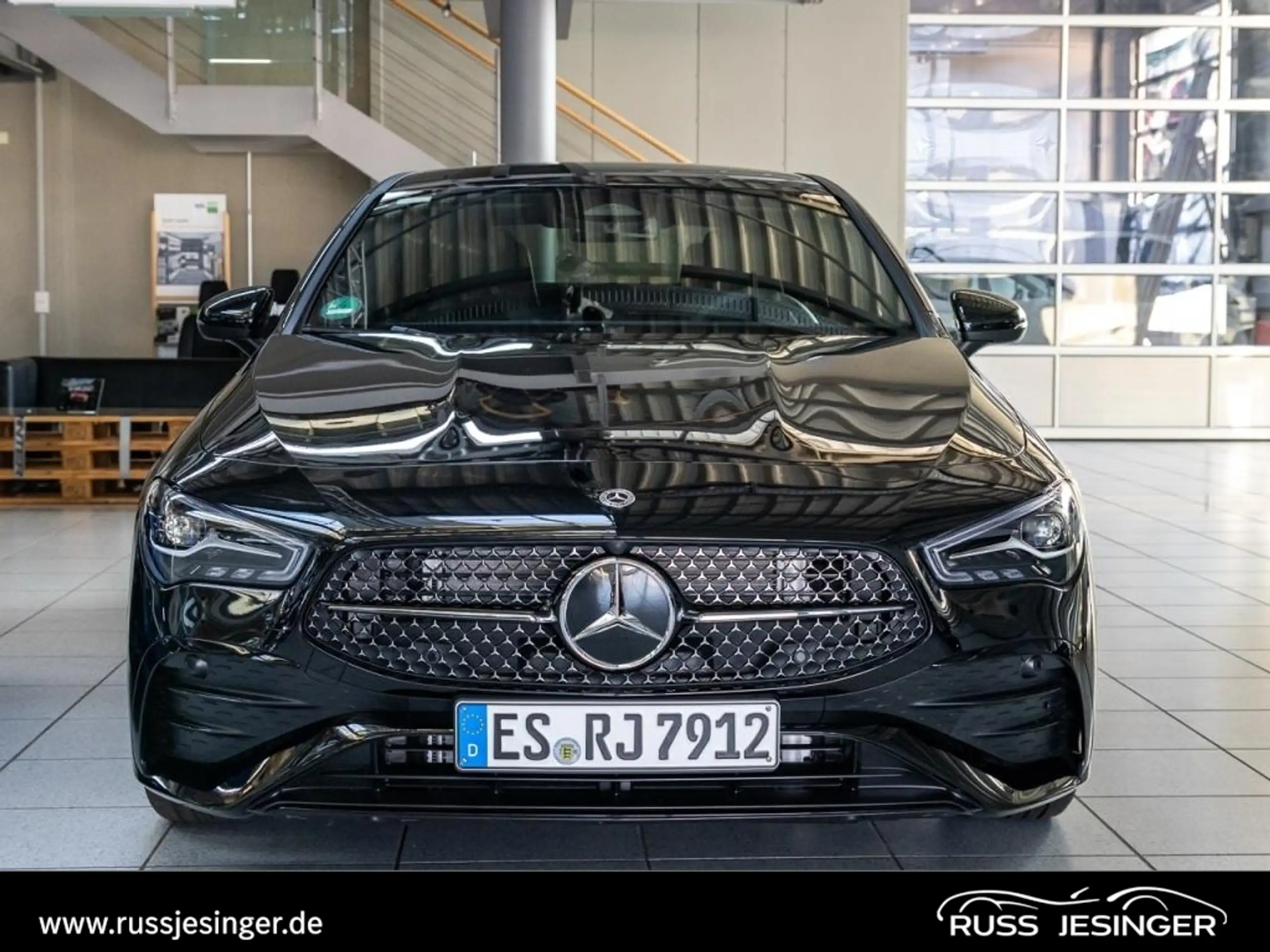 Mercedes-Benz - CLA 250