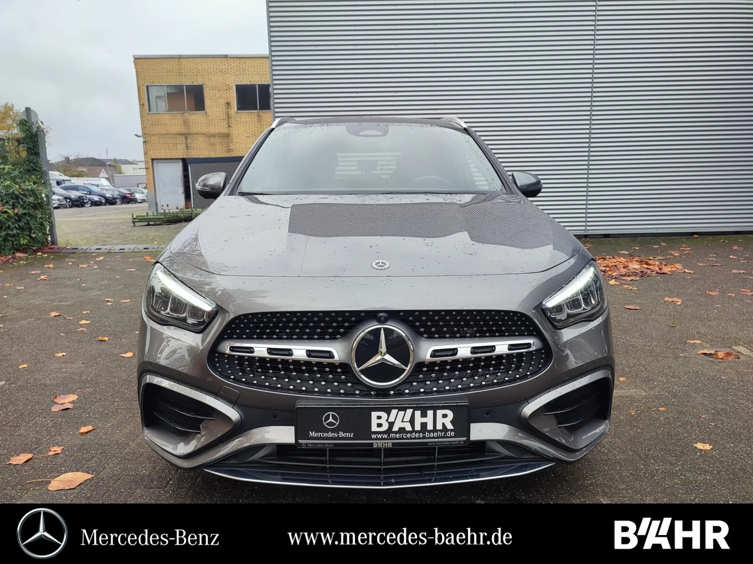 Mercedes-Benz - GLA 180