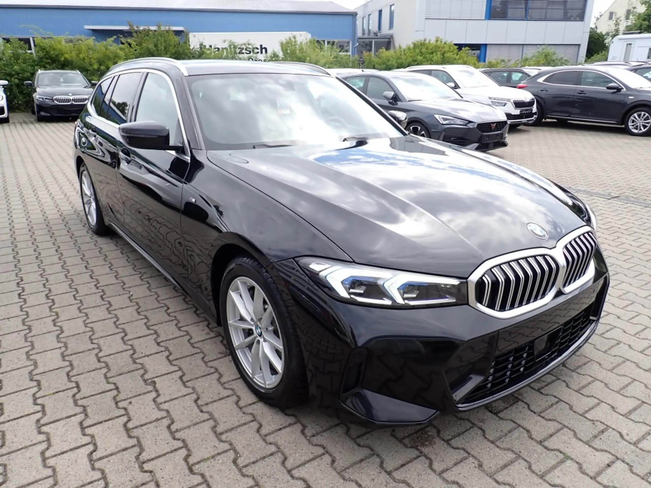 BMW - 330