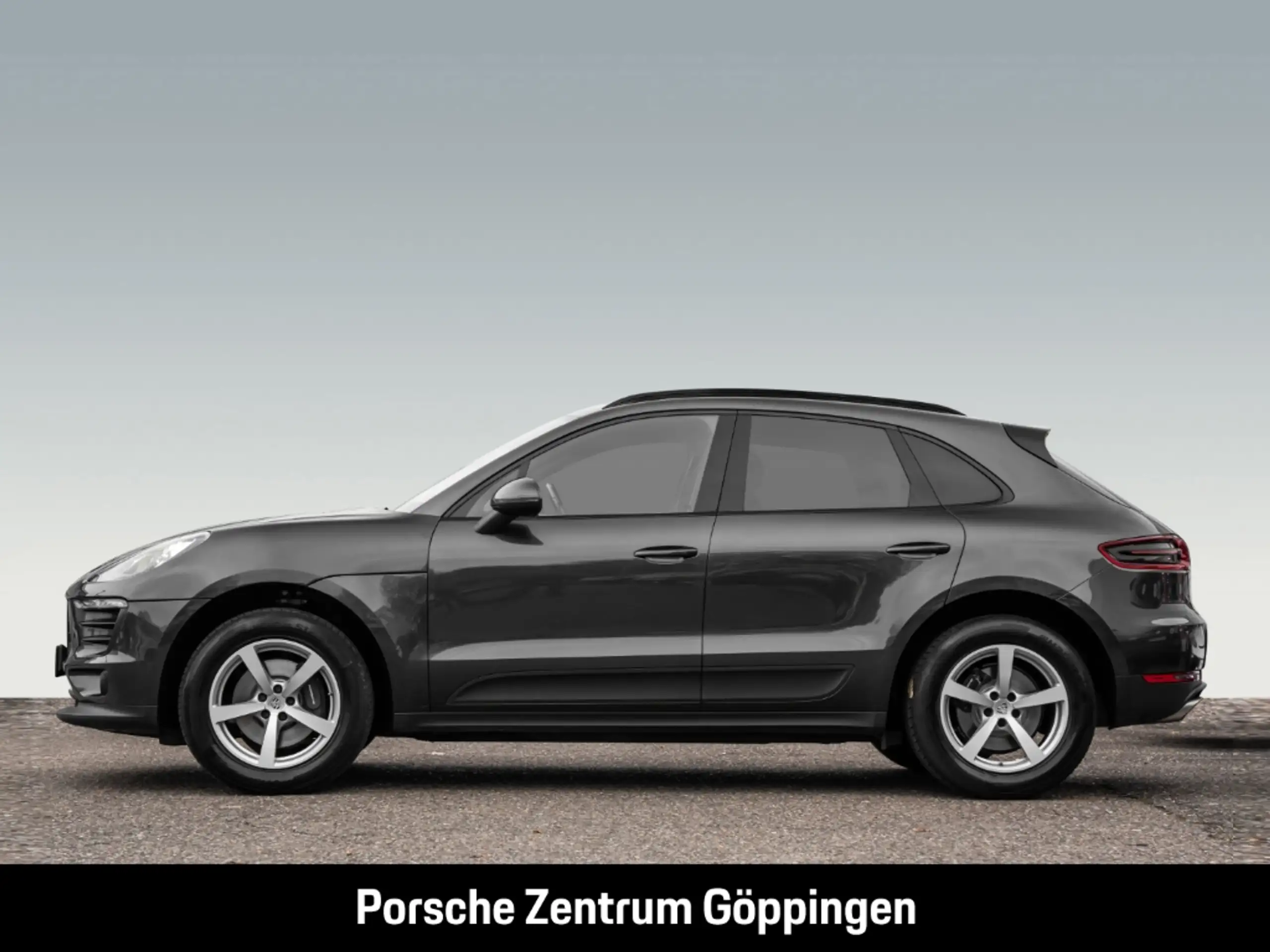 Porsche - Macan