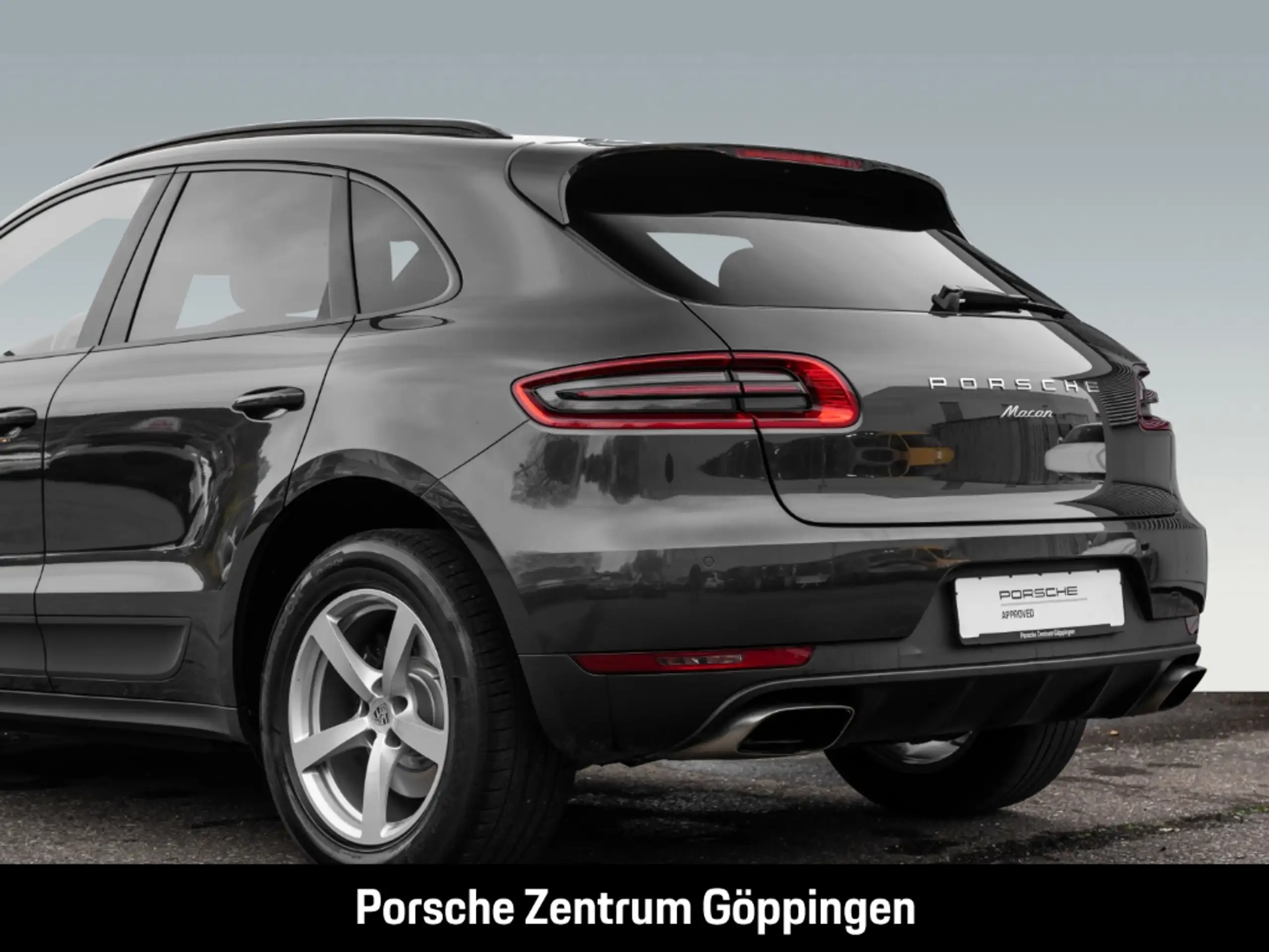 Porsche - Macan