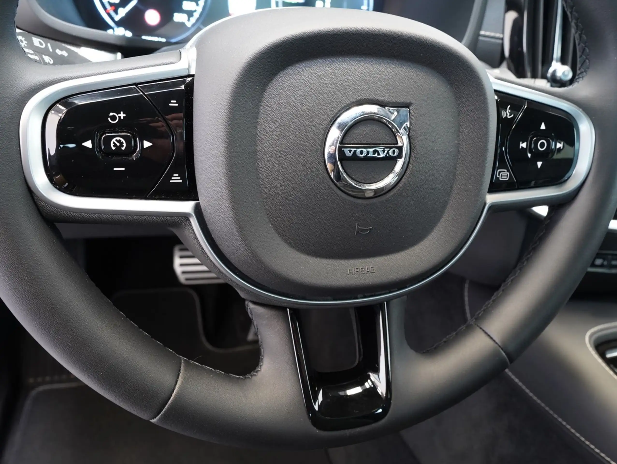 Volvo - V60