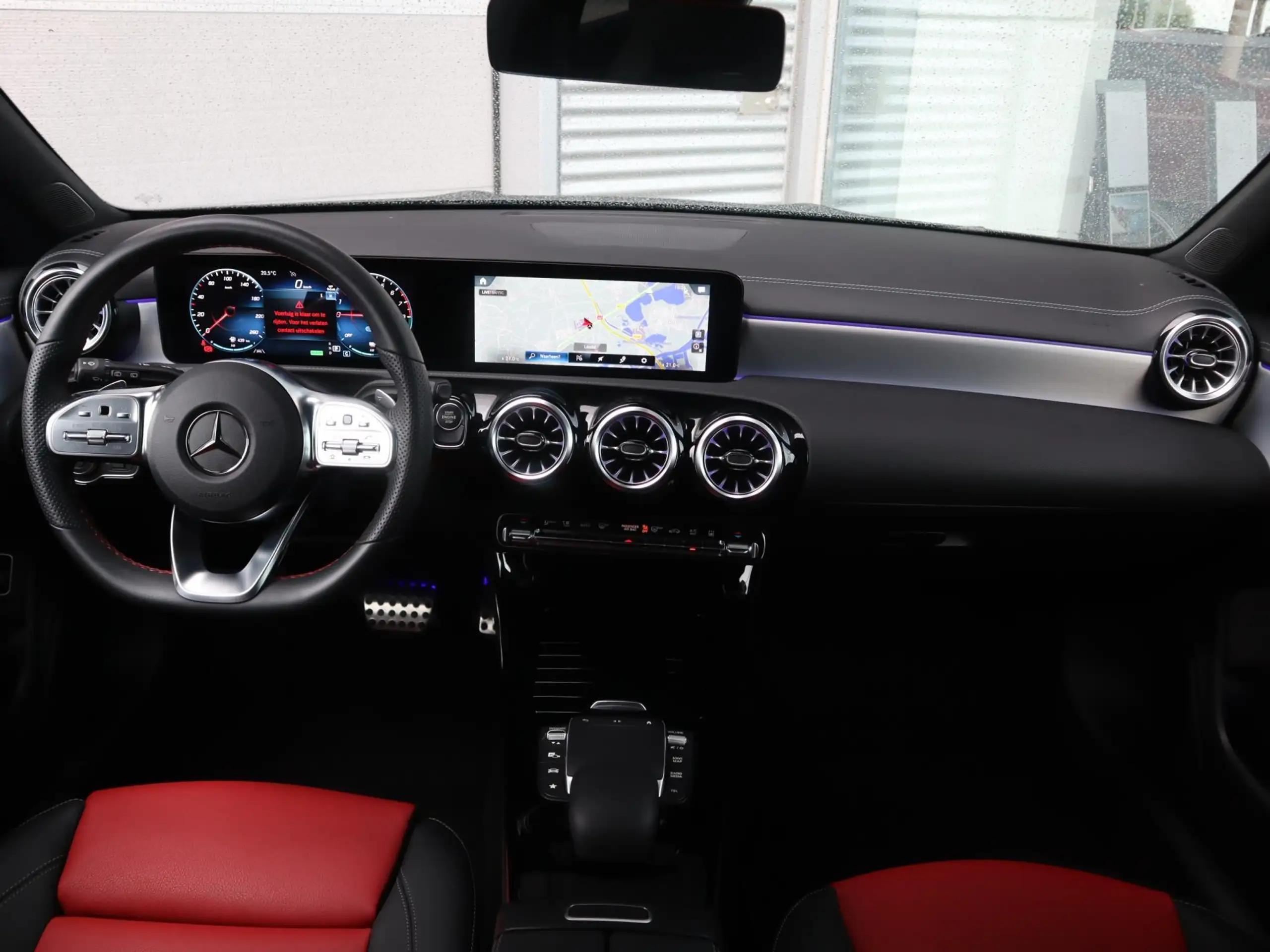 Mercedes-Benz - CLA 250