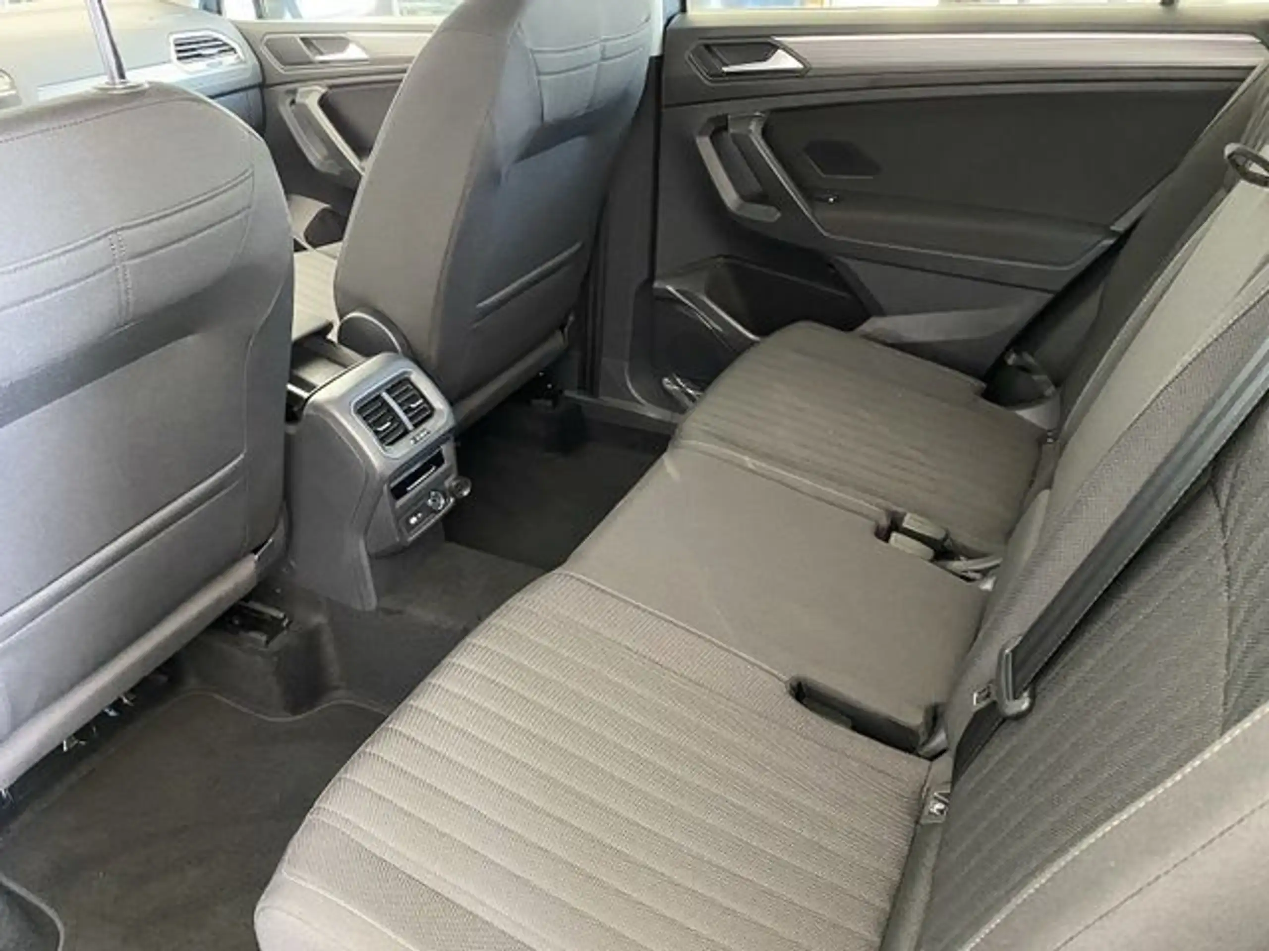 Volkswagen - Tiguan Allspace