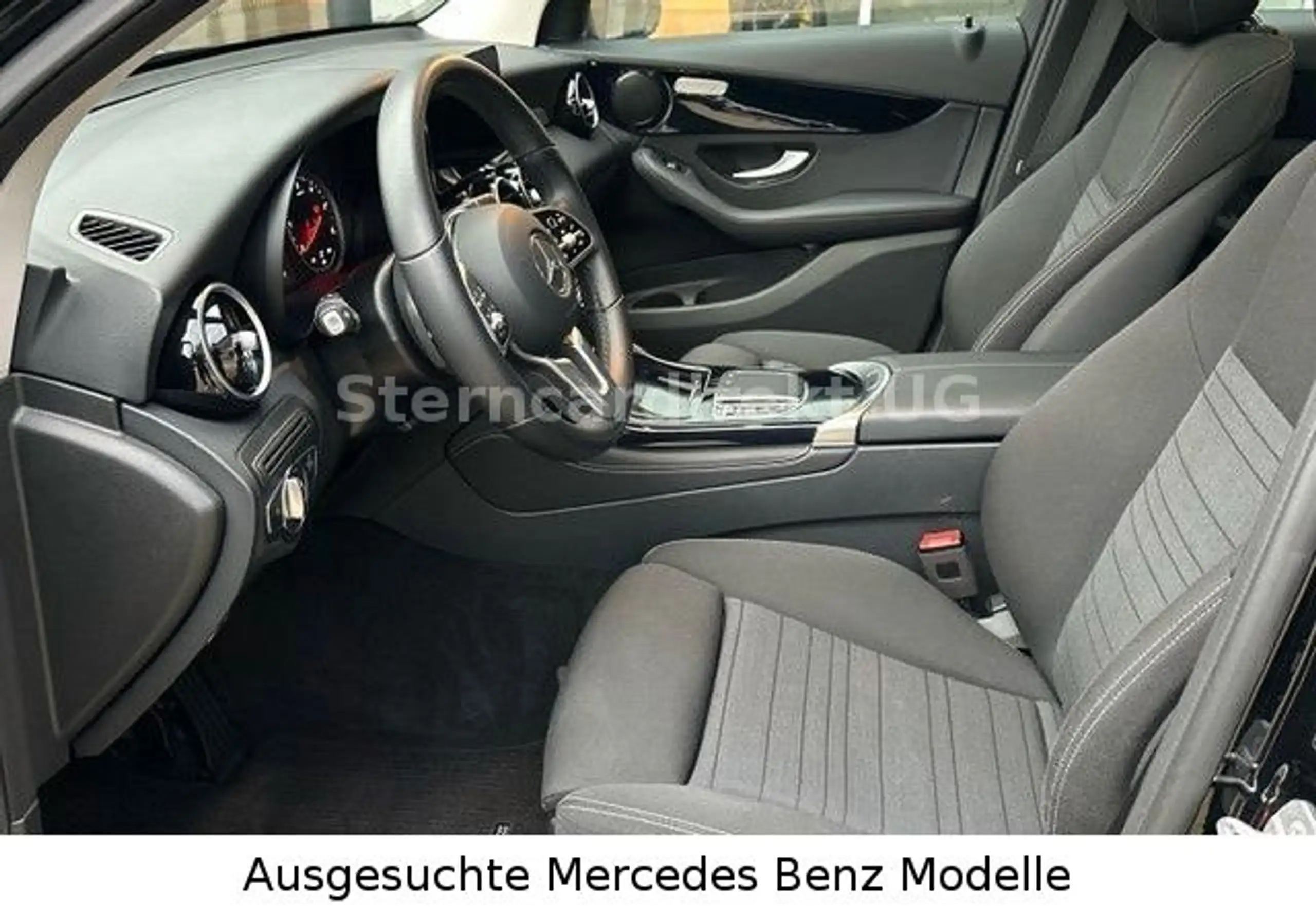 Mercedes-Benz - GLC 200