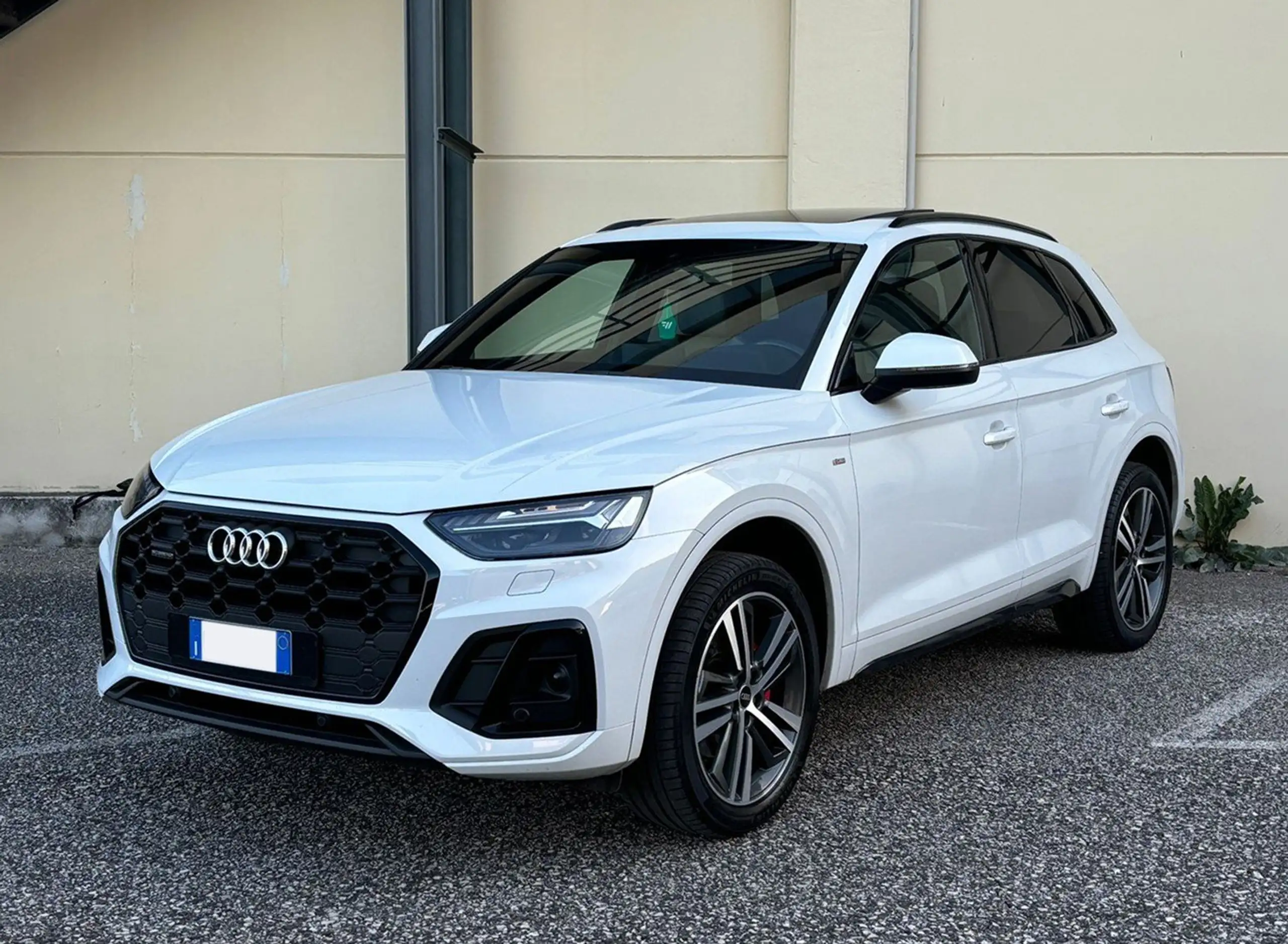 Audi - Q5