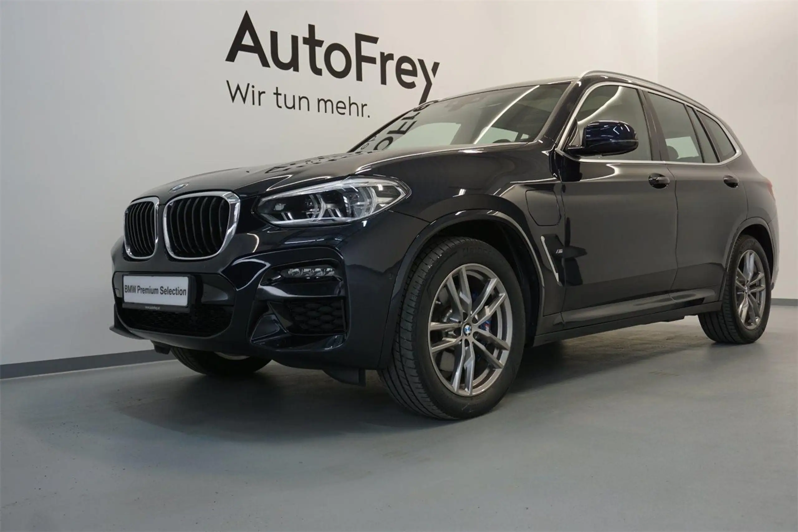 BMW - X3