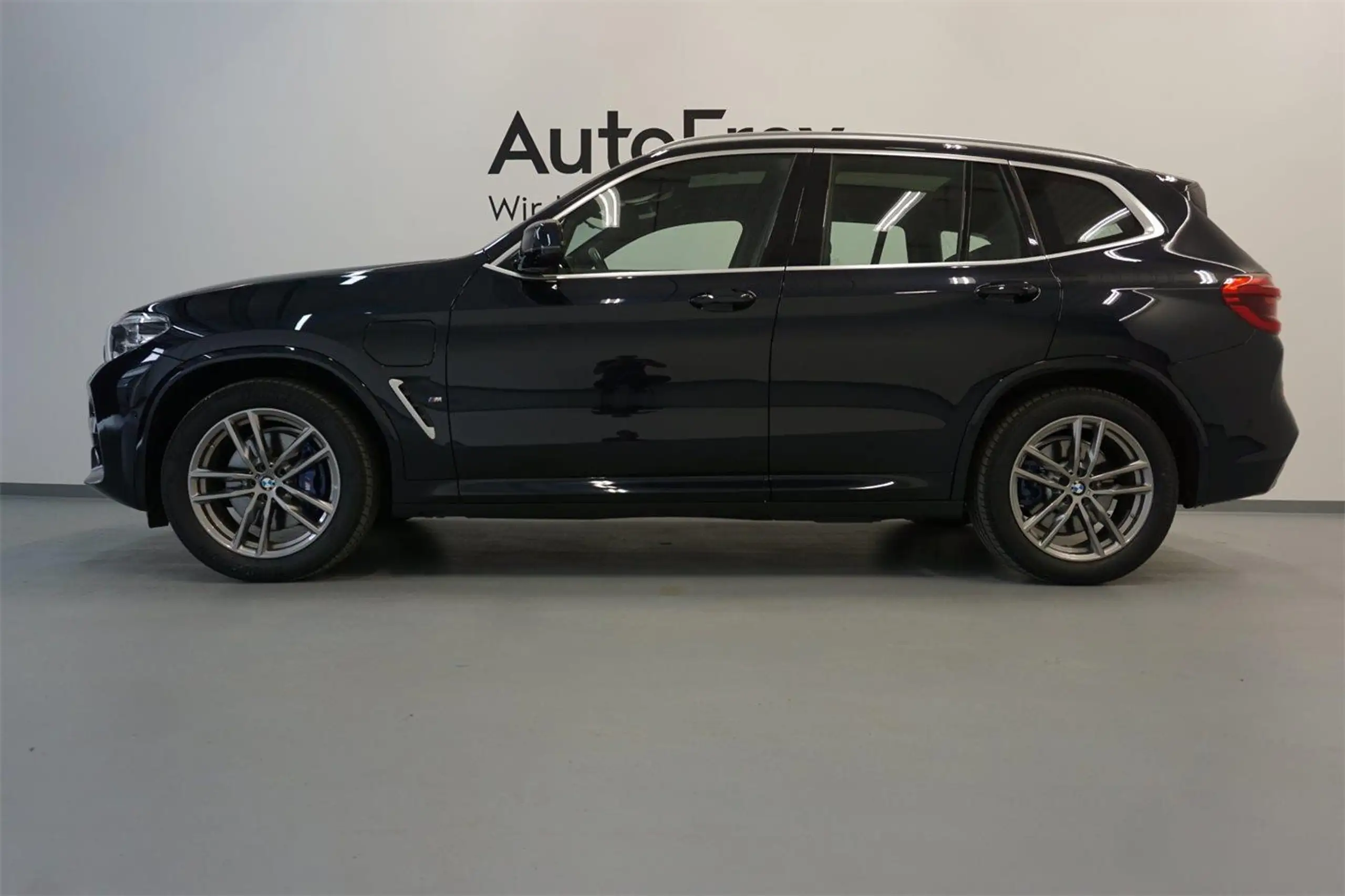 BMW - X3