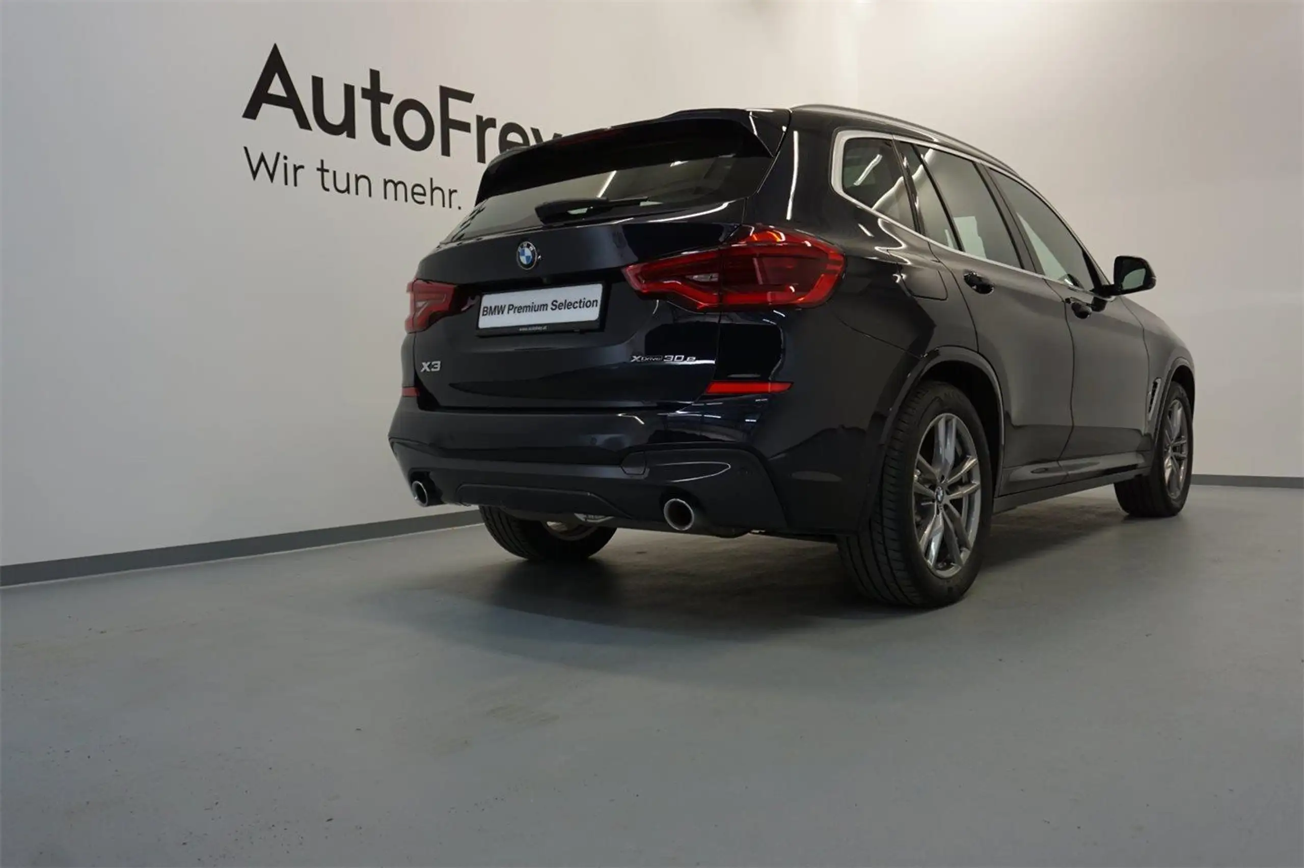 BMW - X3