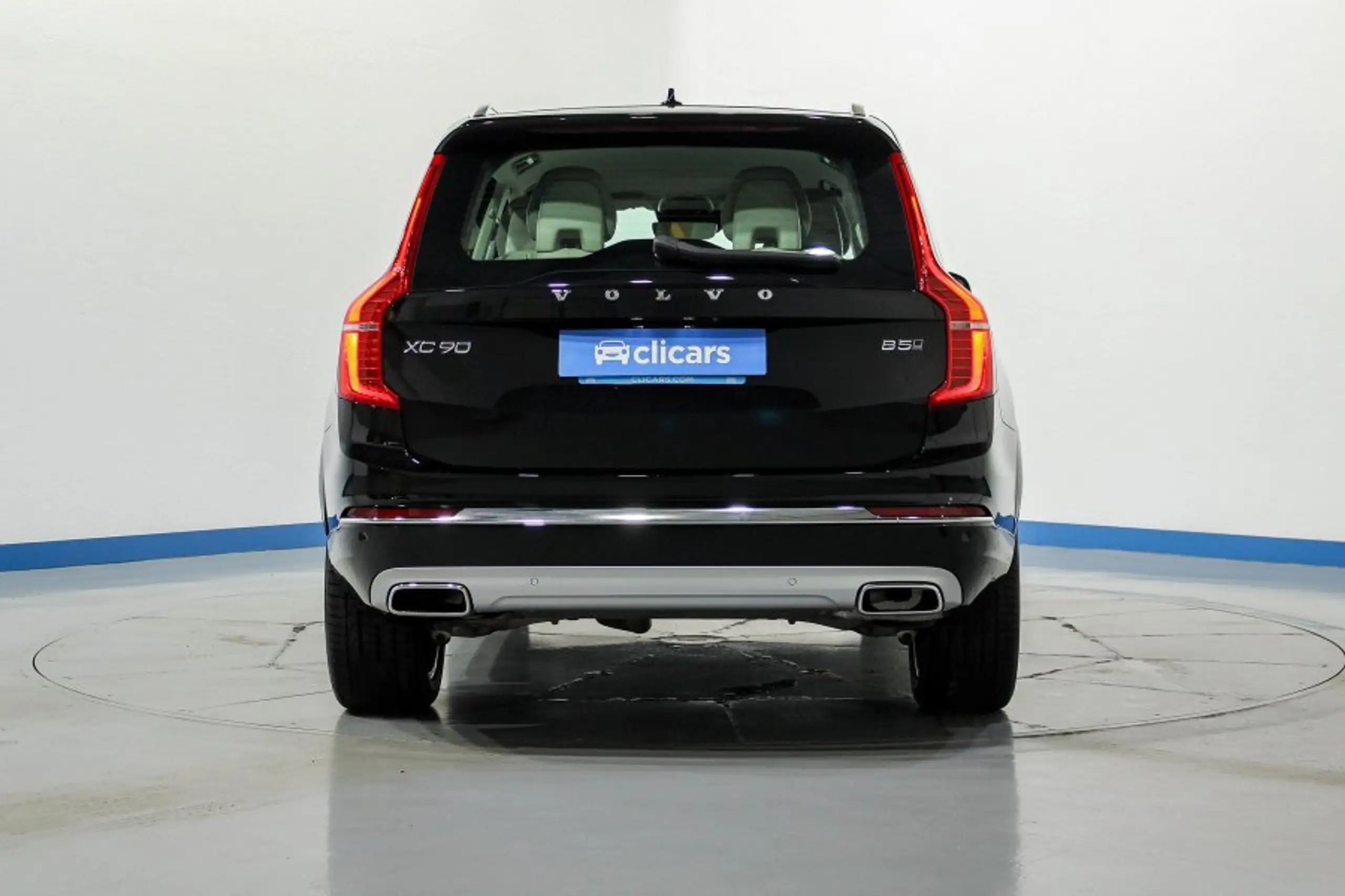 Volvo - XC90