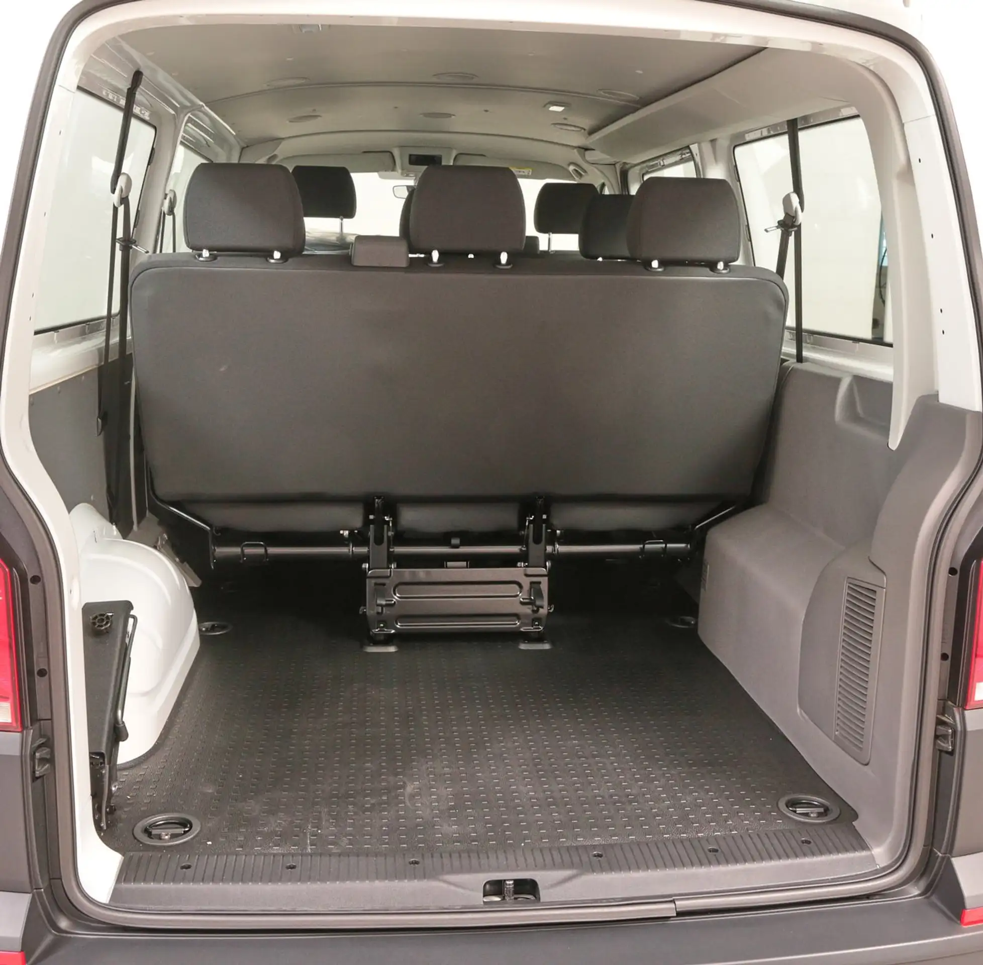 Volkswagen - T6.1 Transporter