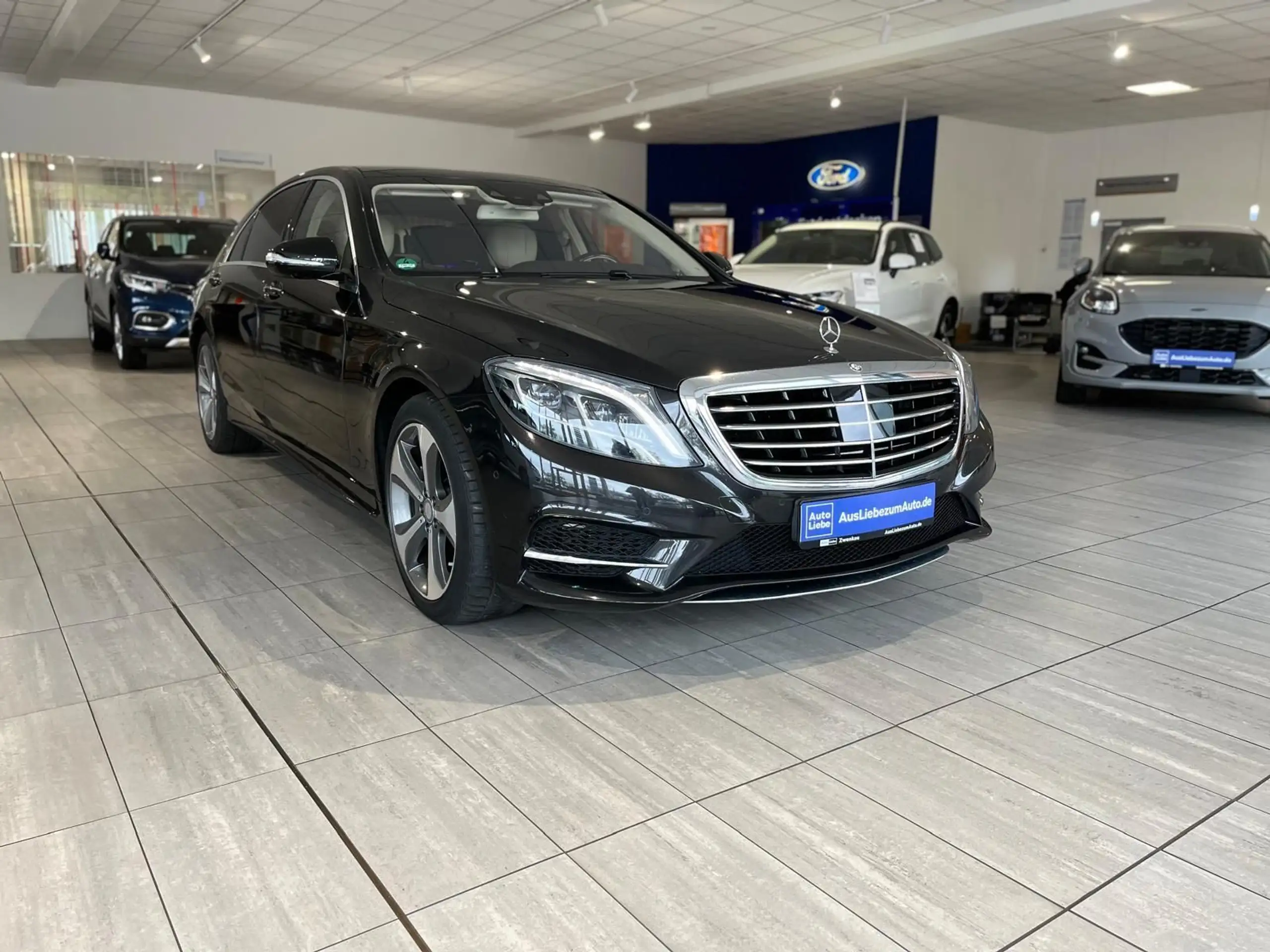 Mercedes-Benz - S 350