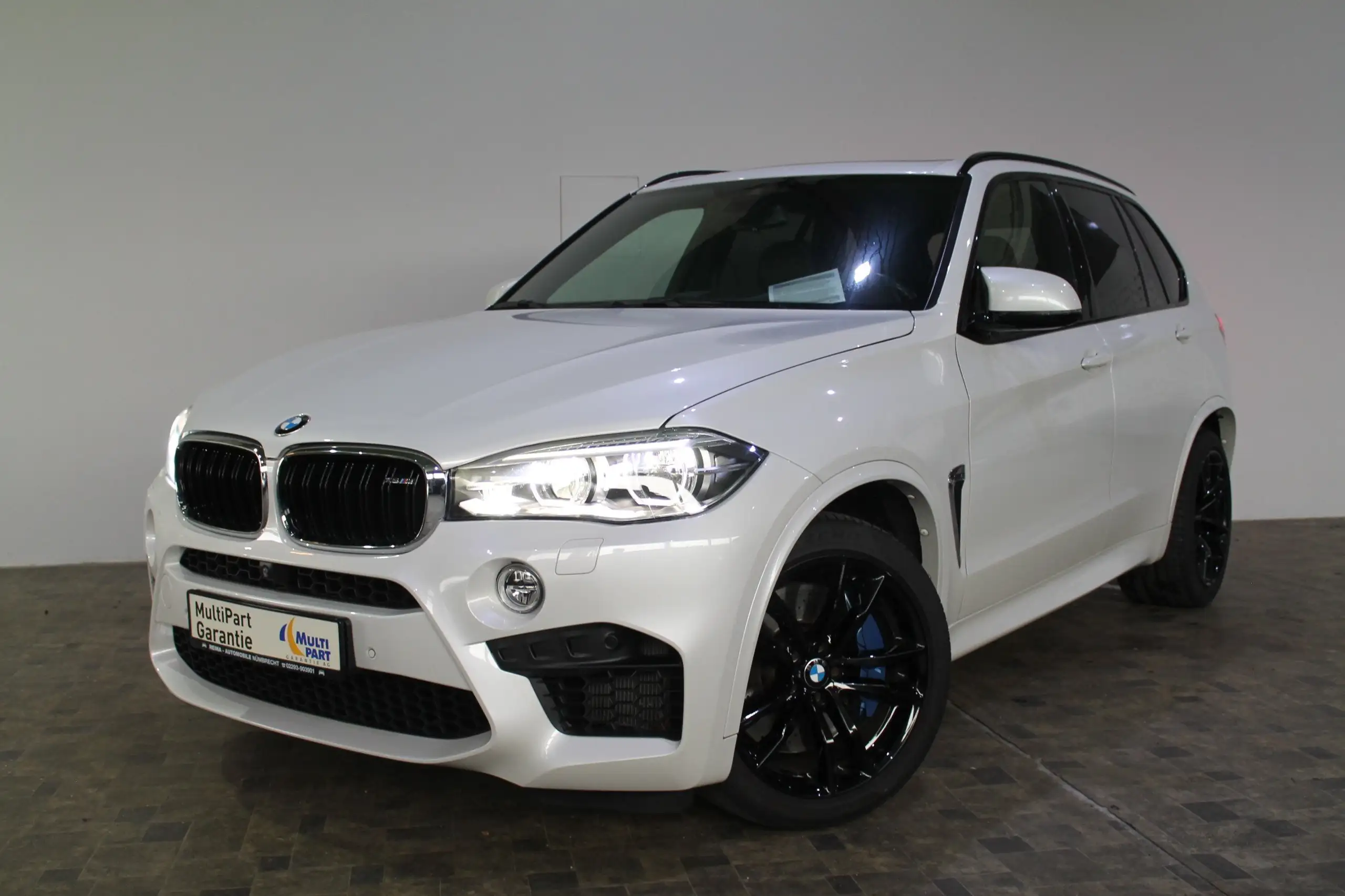 BMW - X5 M