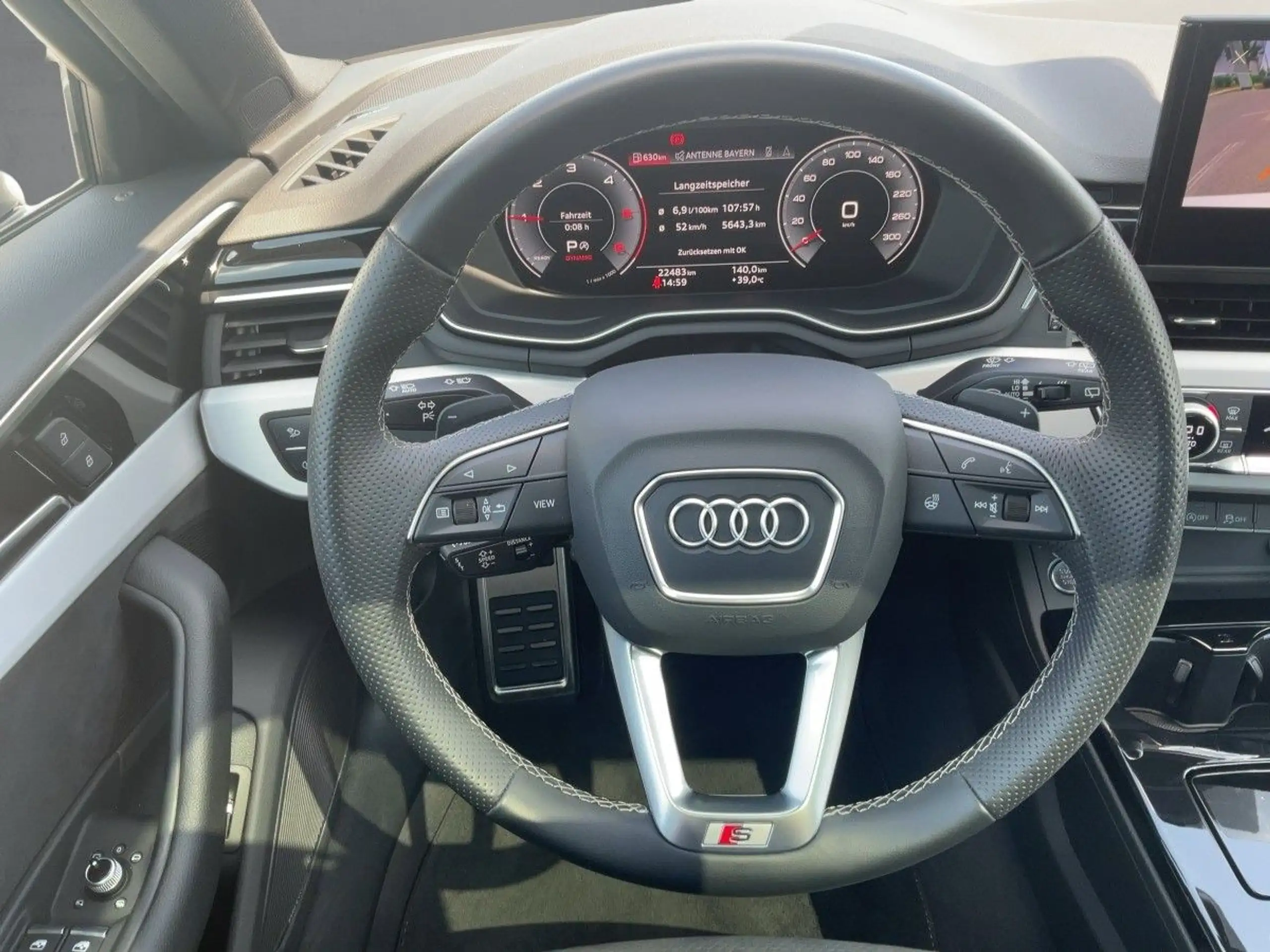 Audi - A4