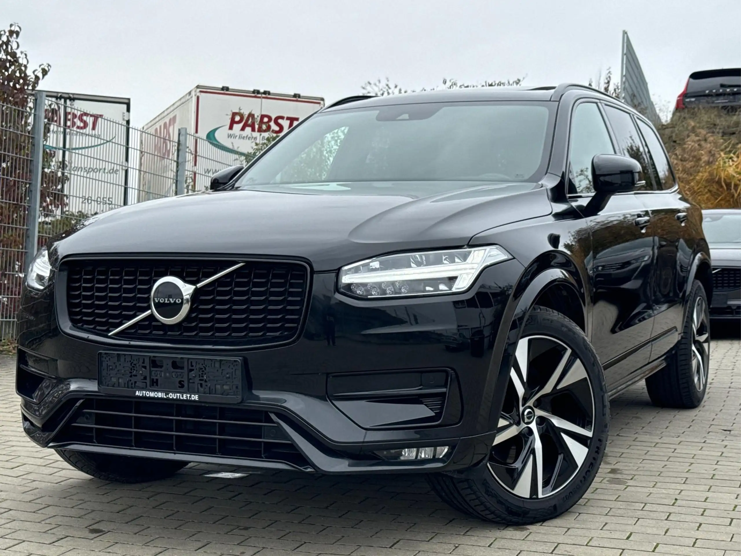 Volvo - XC90