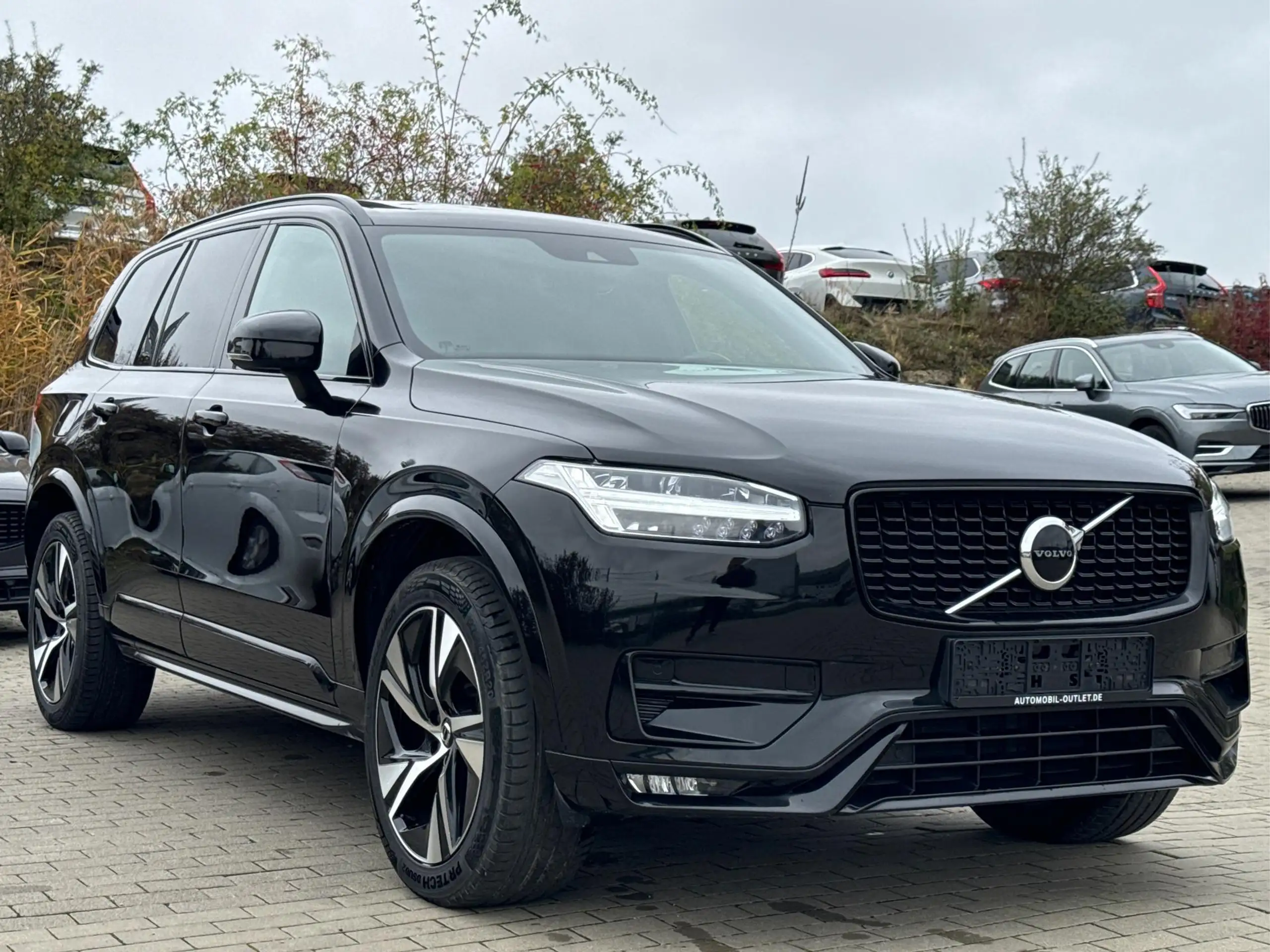 Volvo - XC90