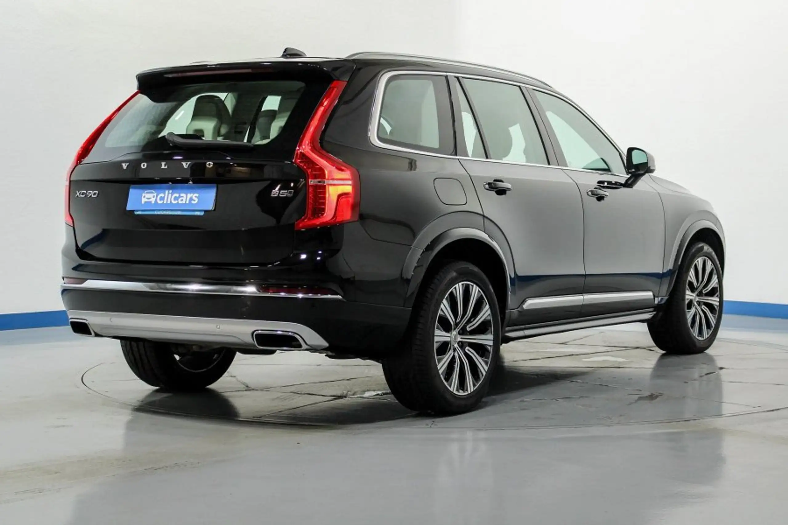 Volvo - XC90