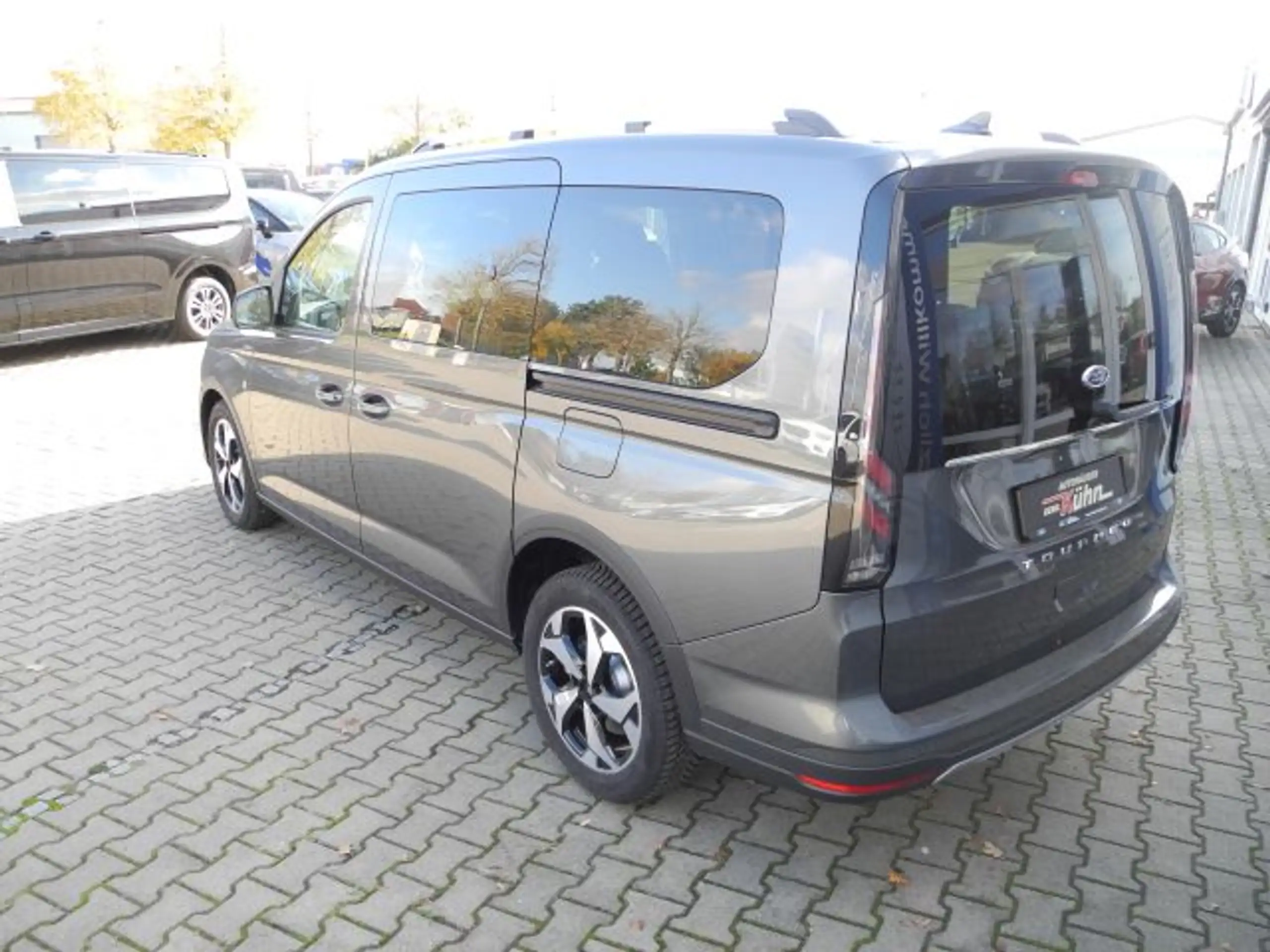 Ford - Tourneo Connect