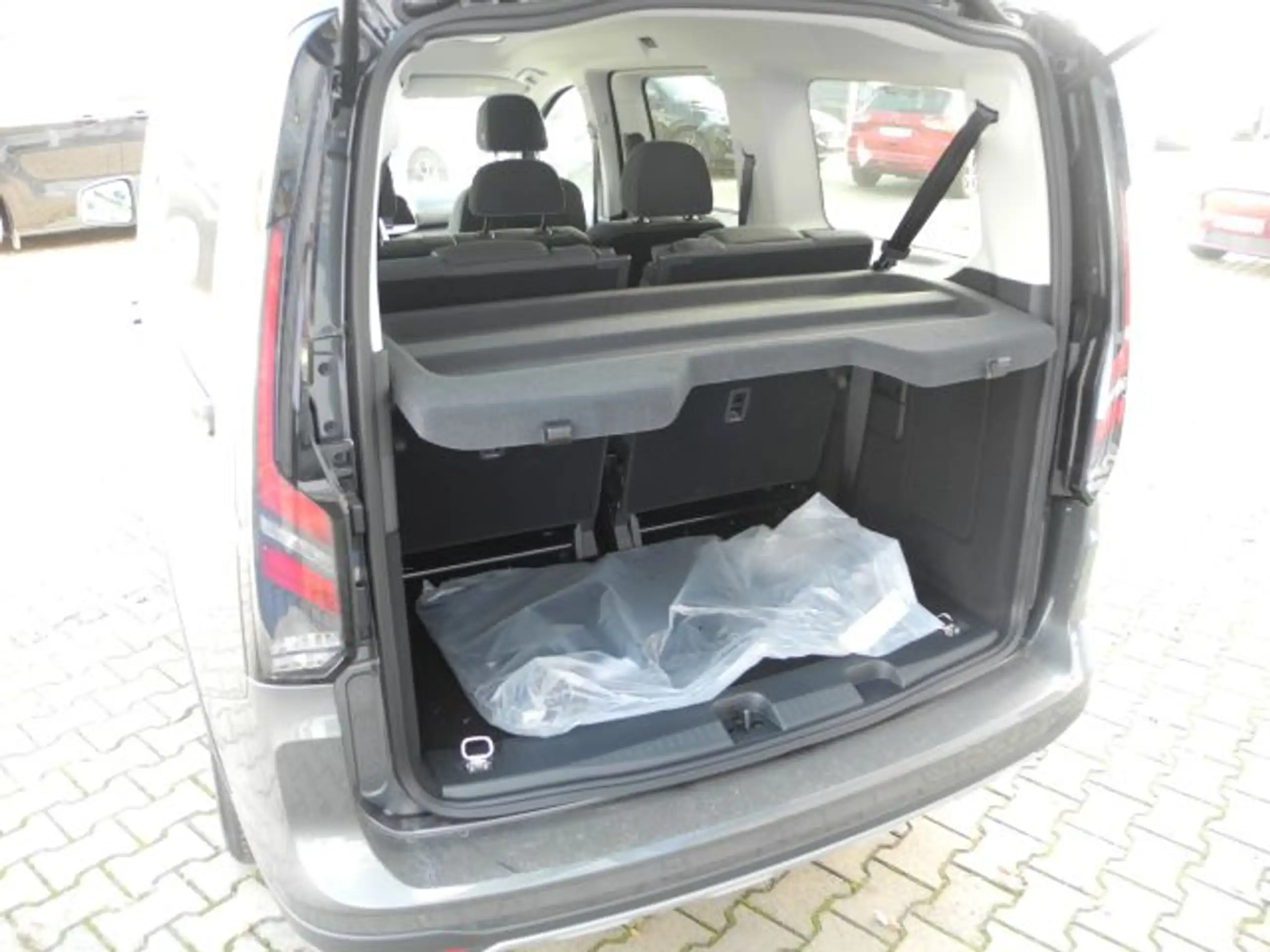 Ford - Tourneo Connect